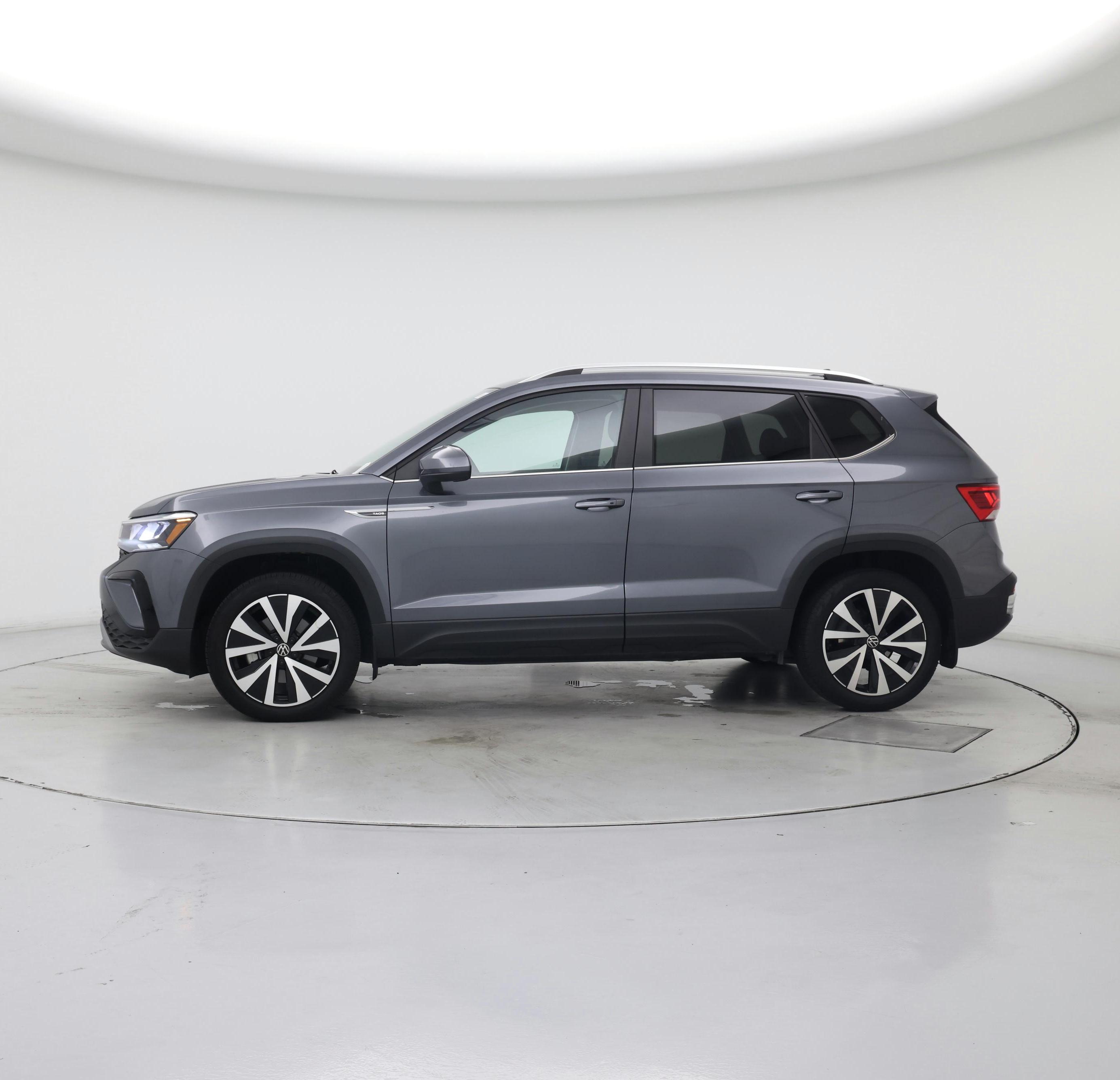 Thumbnail: 2022 Volkswagen Taos - 3