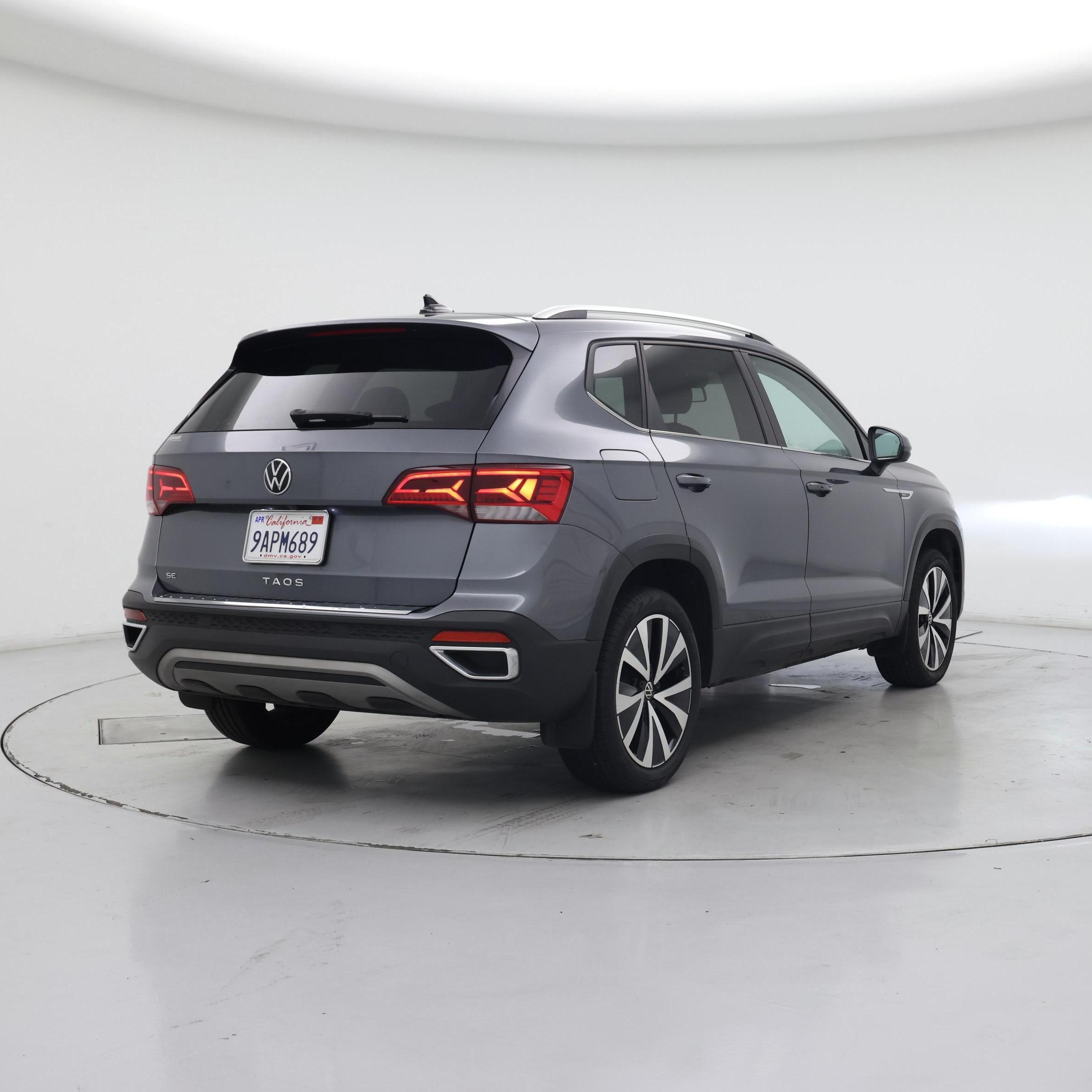 Thumbnail: 2022 Volkswagen Taos - 8