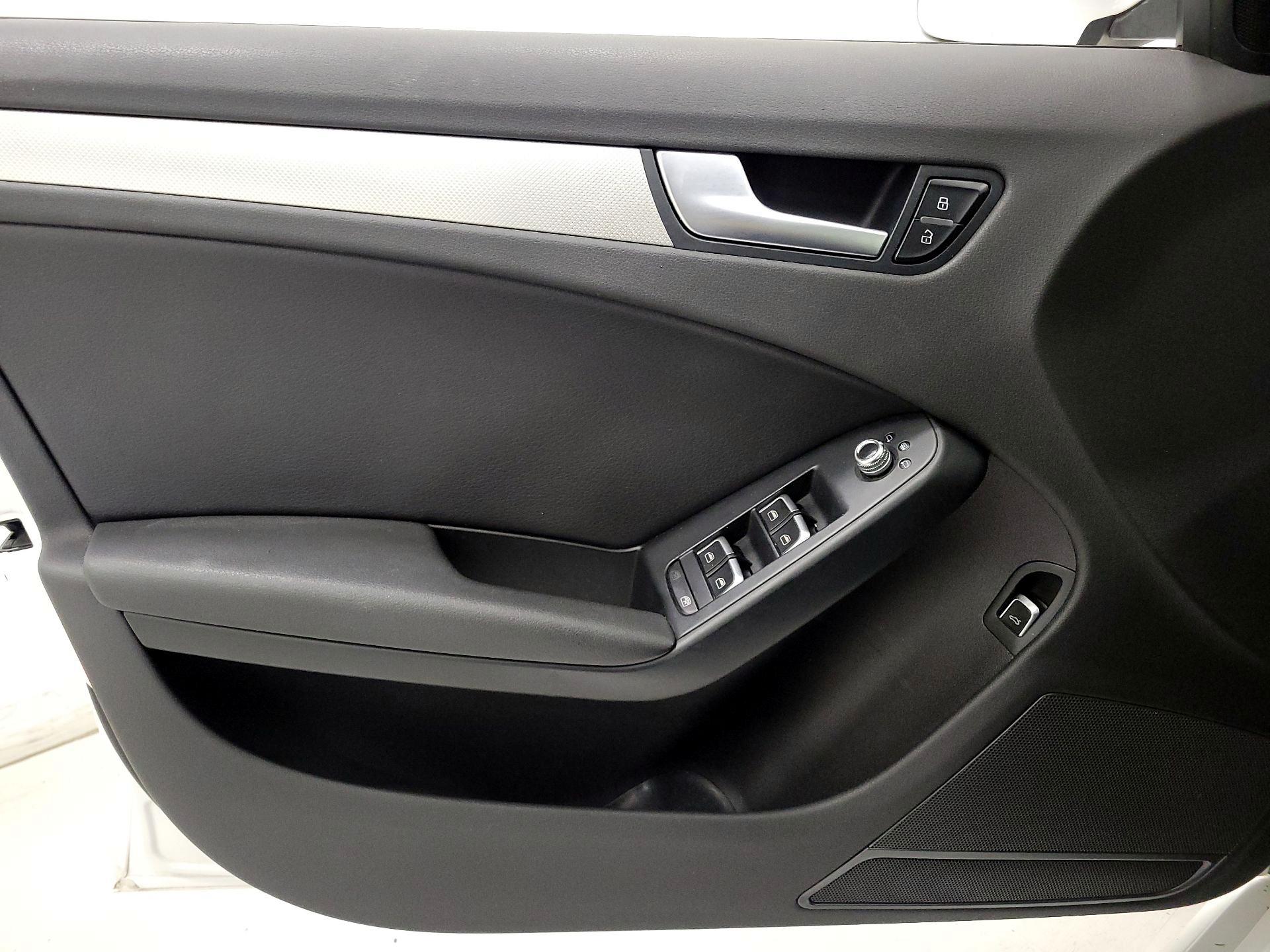 Thumbnail: 2015 Audi A4 - 12