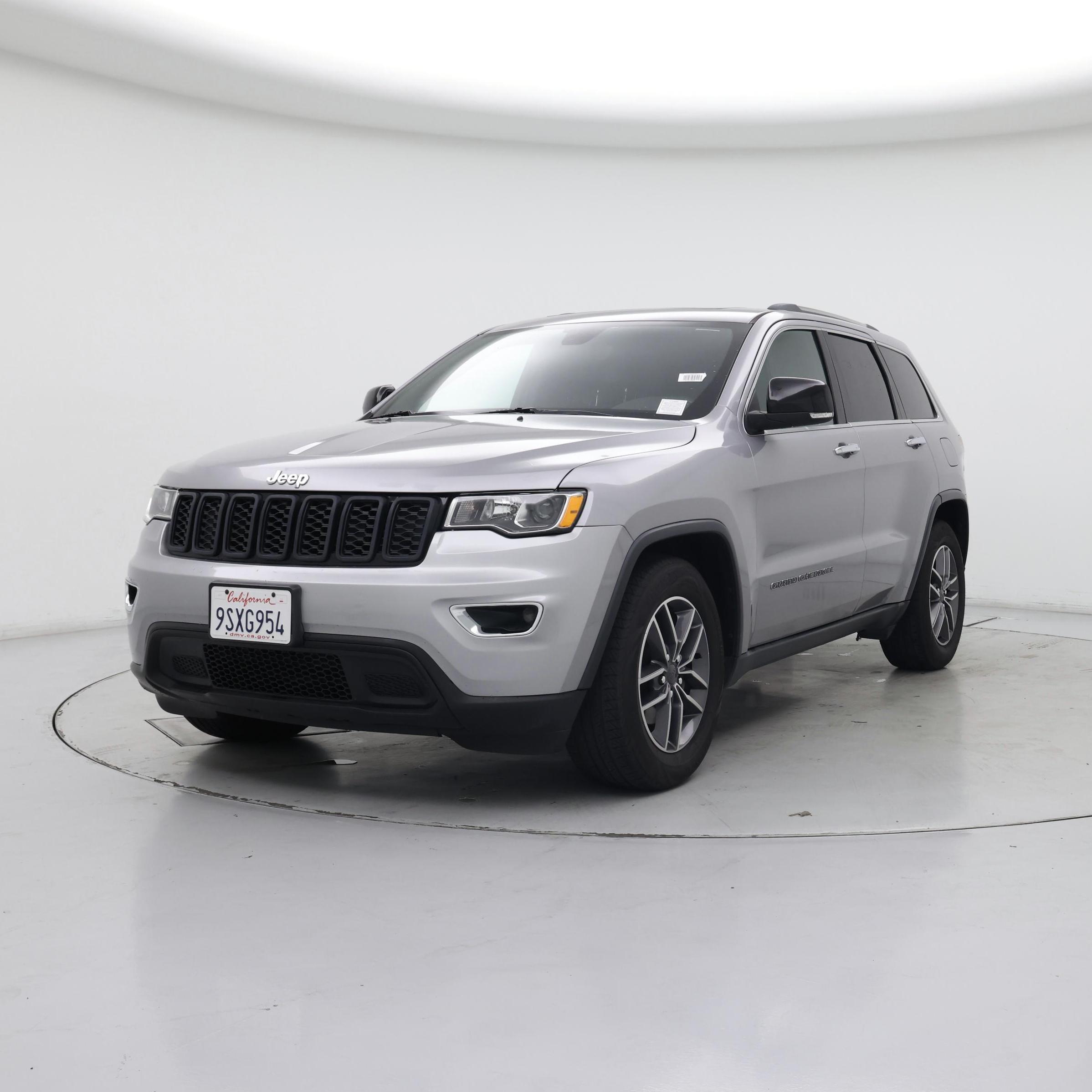 Thumbnail: 2020 Jeep Grand Cherokee - 4