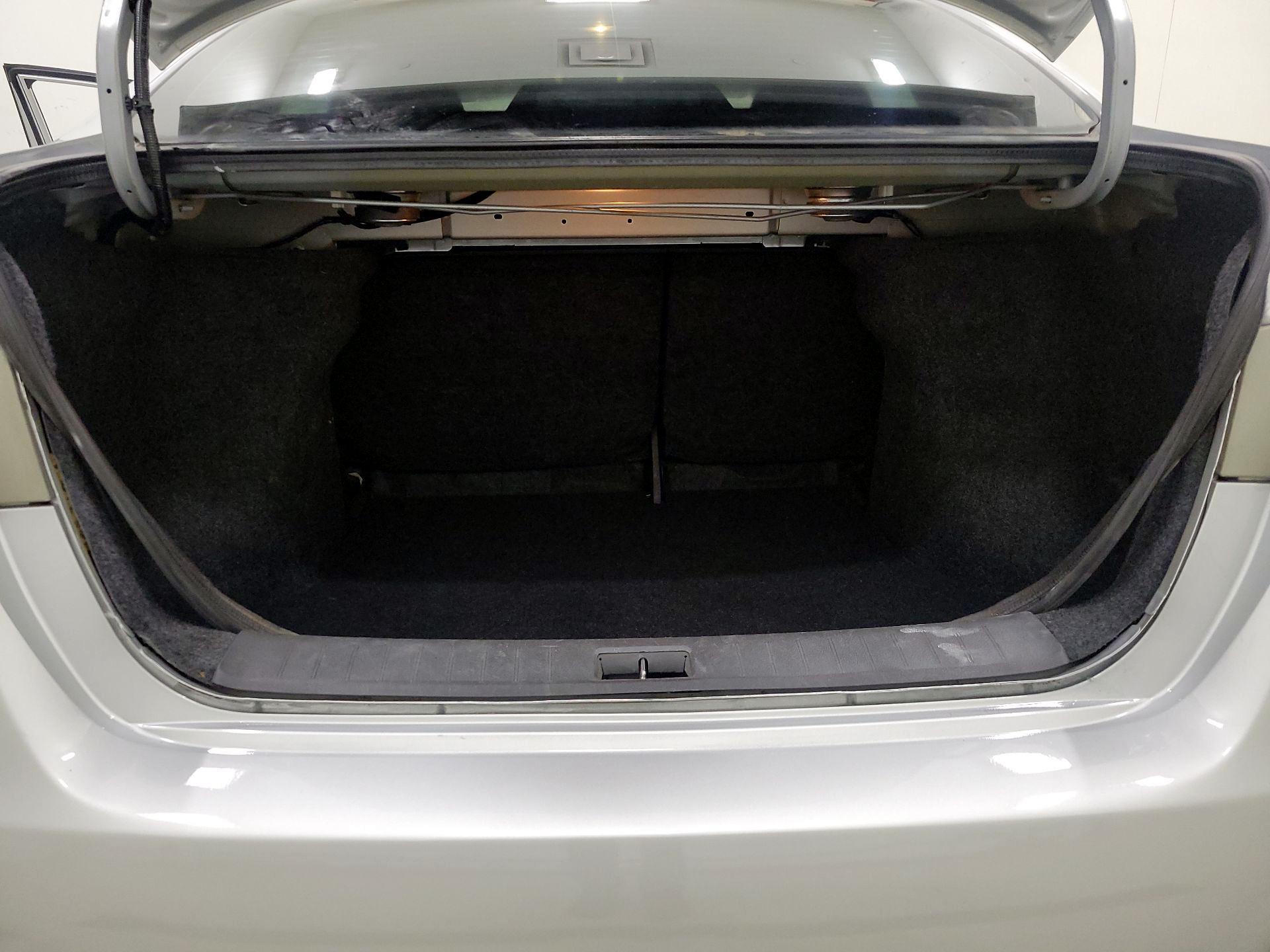 Thumbnail: 2014 Nissan Sentra - 18