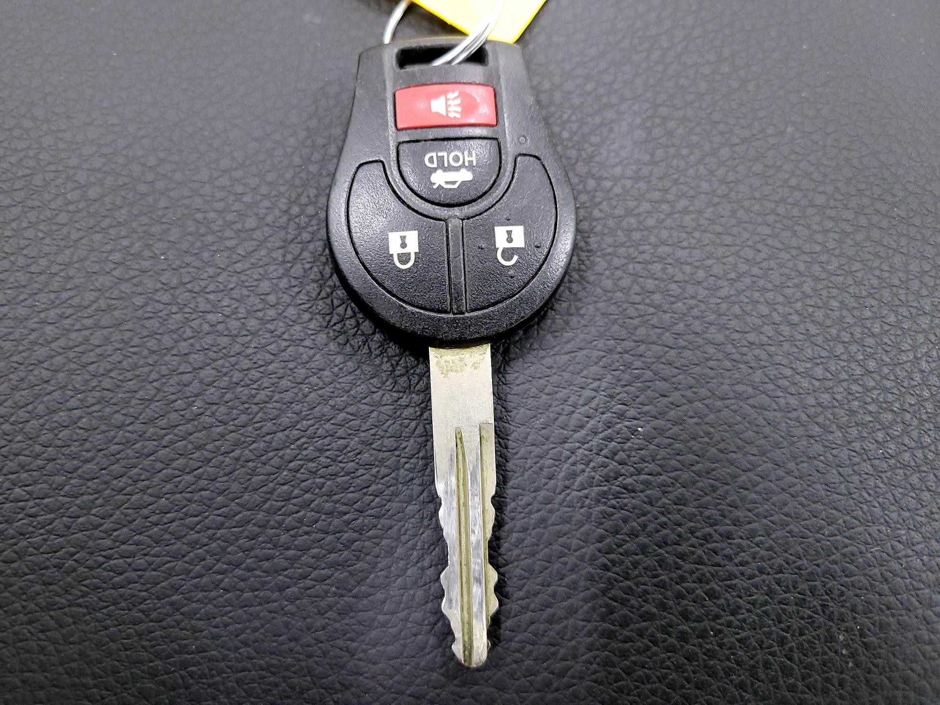 Thumbnail: 2014 Nissan Sentra - 20