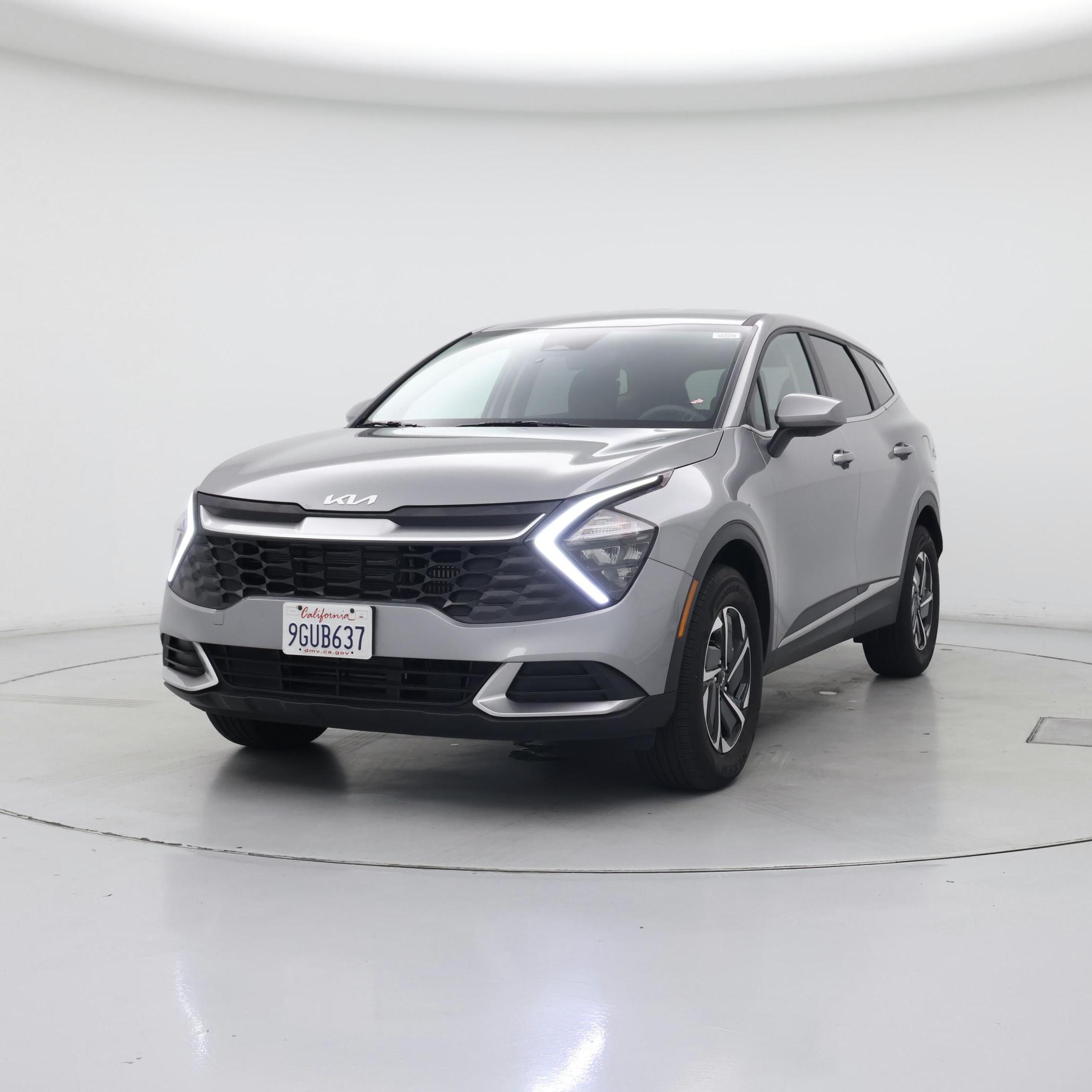 Thumbnail: 2023 Kia Sportage - 4