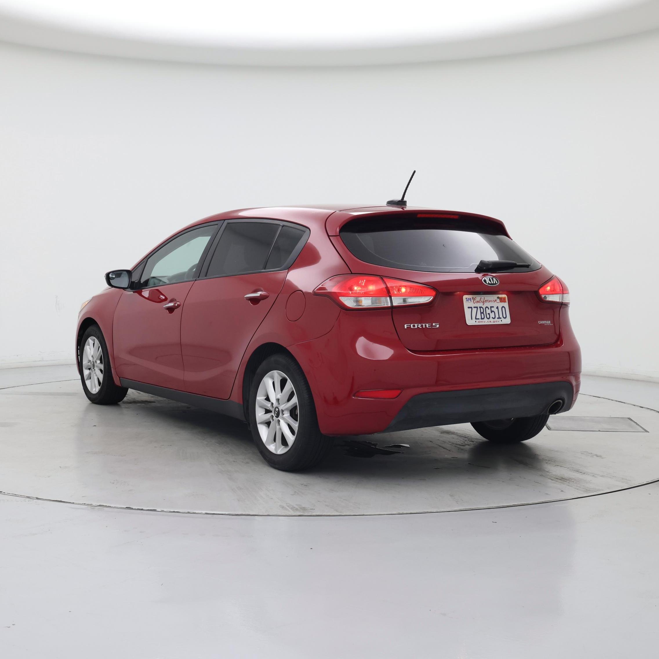 Thumbnail: 2017 Kia Forte - 2