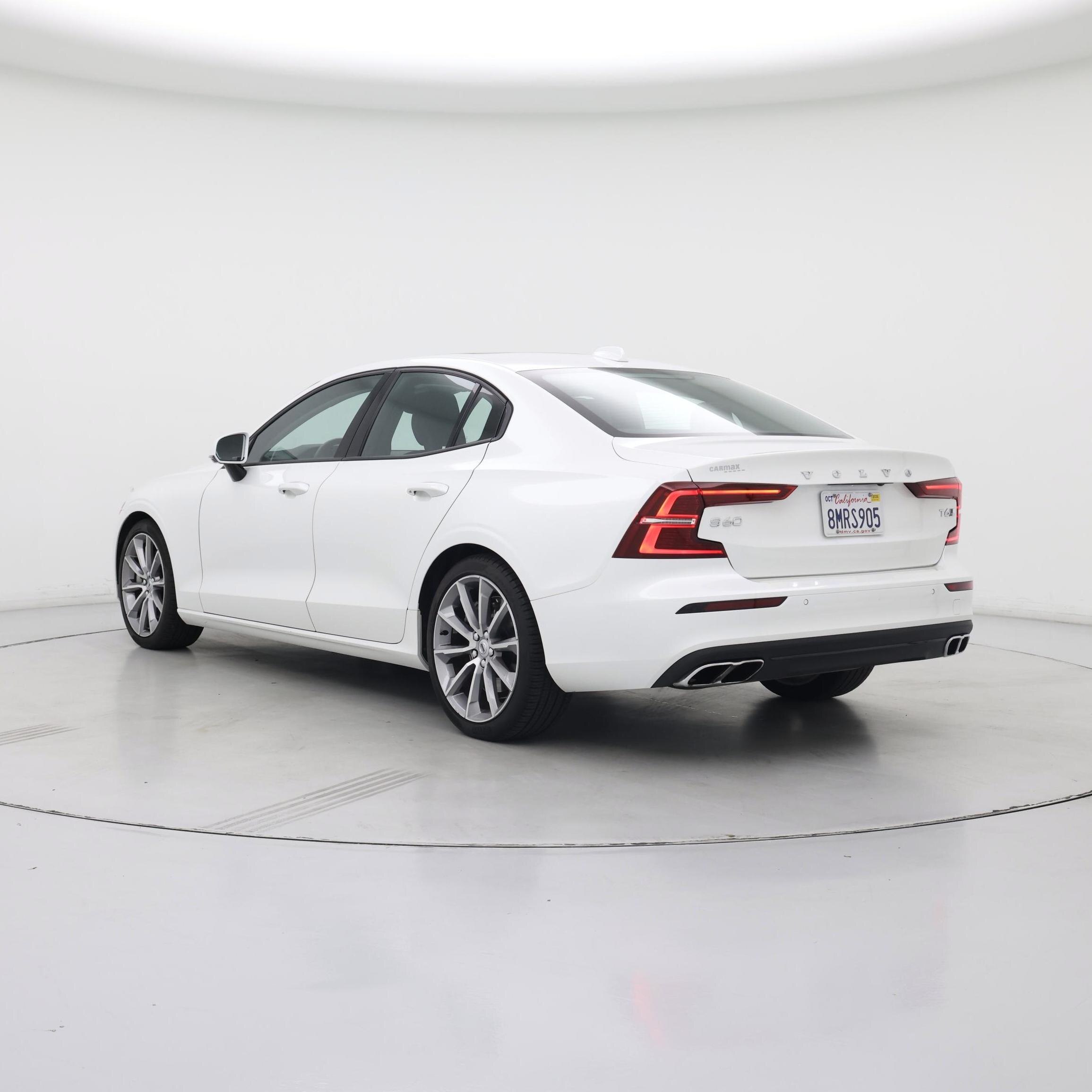 Thumbnail: 2019 Volvo S60 - 2