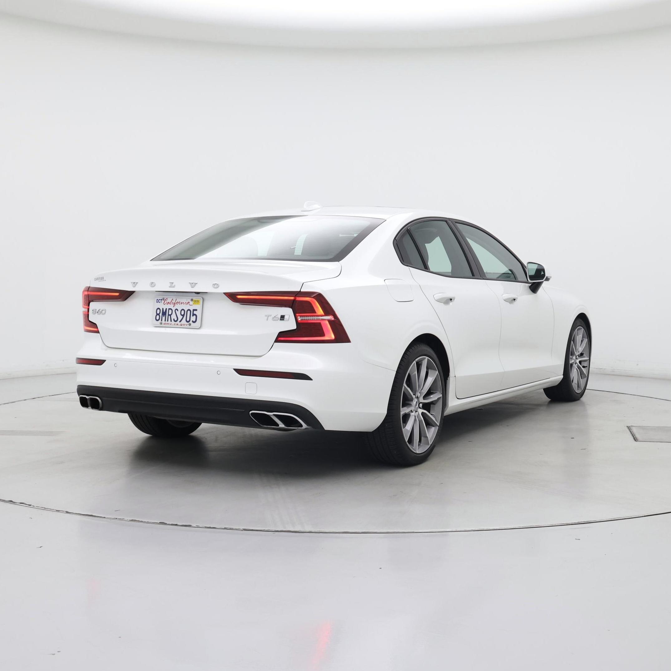 Thumbnail: 2019 Volvo S60 - 8