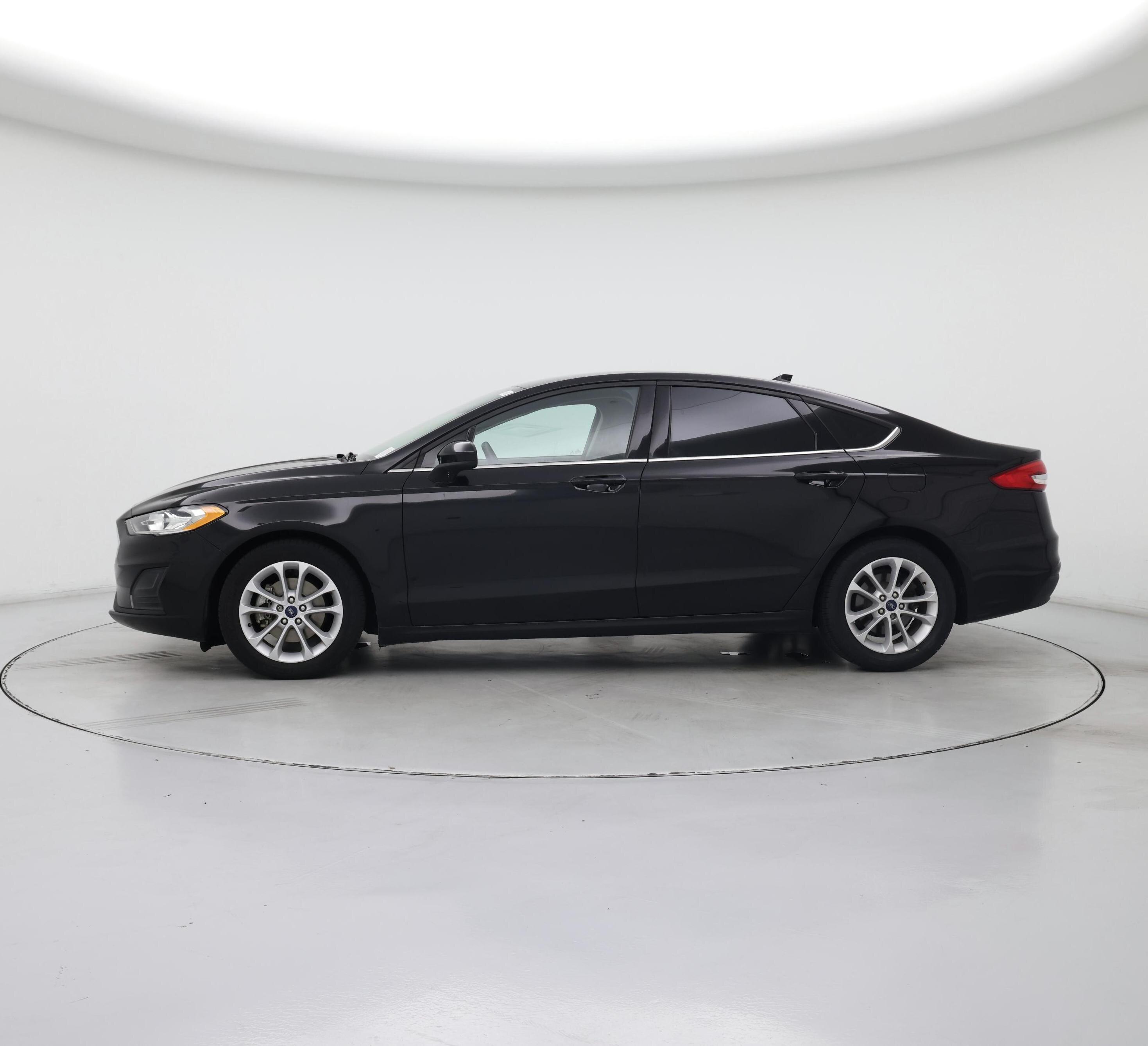 Thumbnail: 2020 Ford Fusion - 3