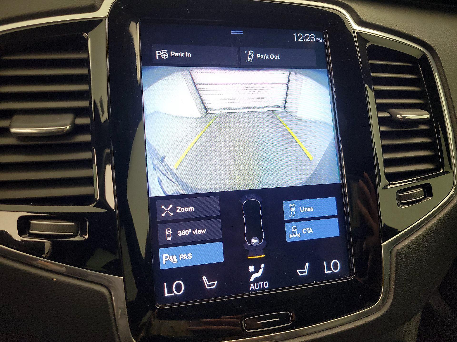 Thumbnail: 2020 Volvo XC90 - 15