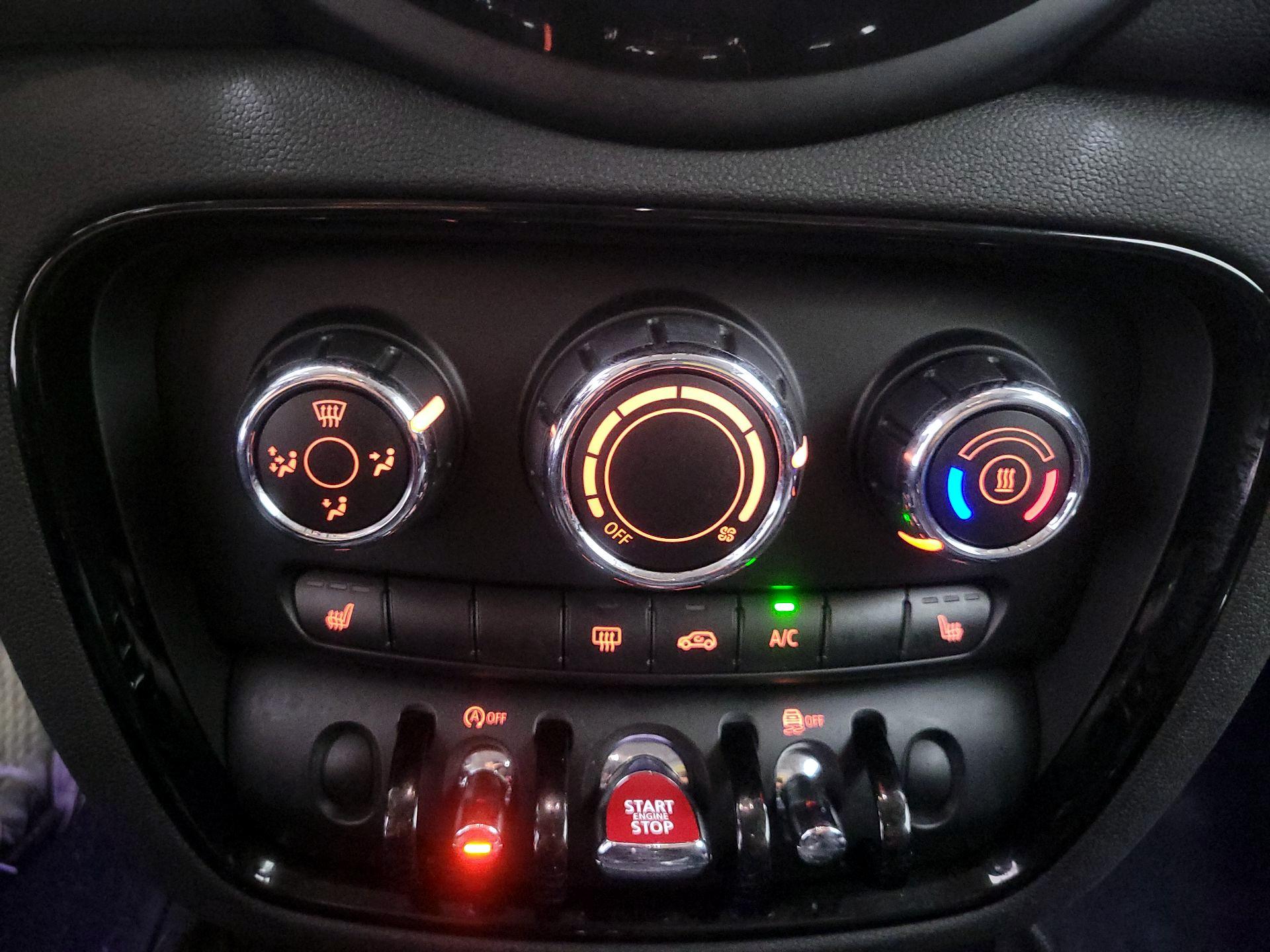 Thumbnail: 2019 MINI Cooper Clubman - 16