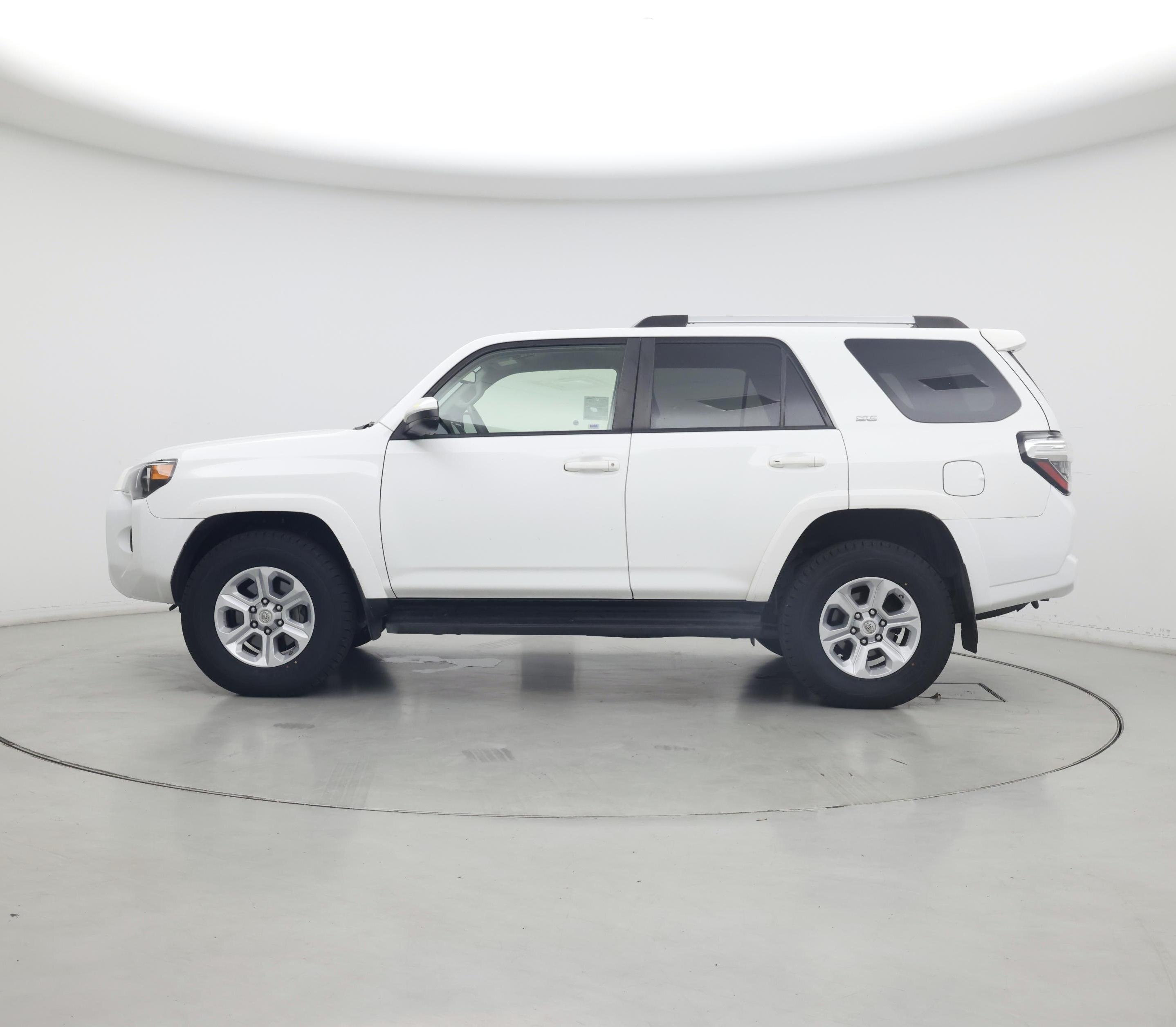 Thumbnail: 2021 Toyota 4Runner - 3