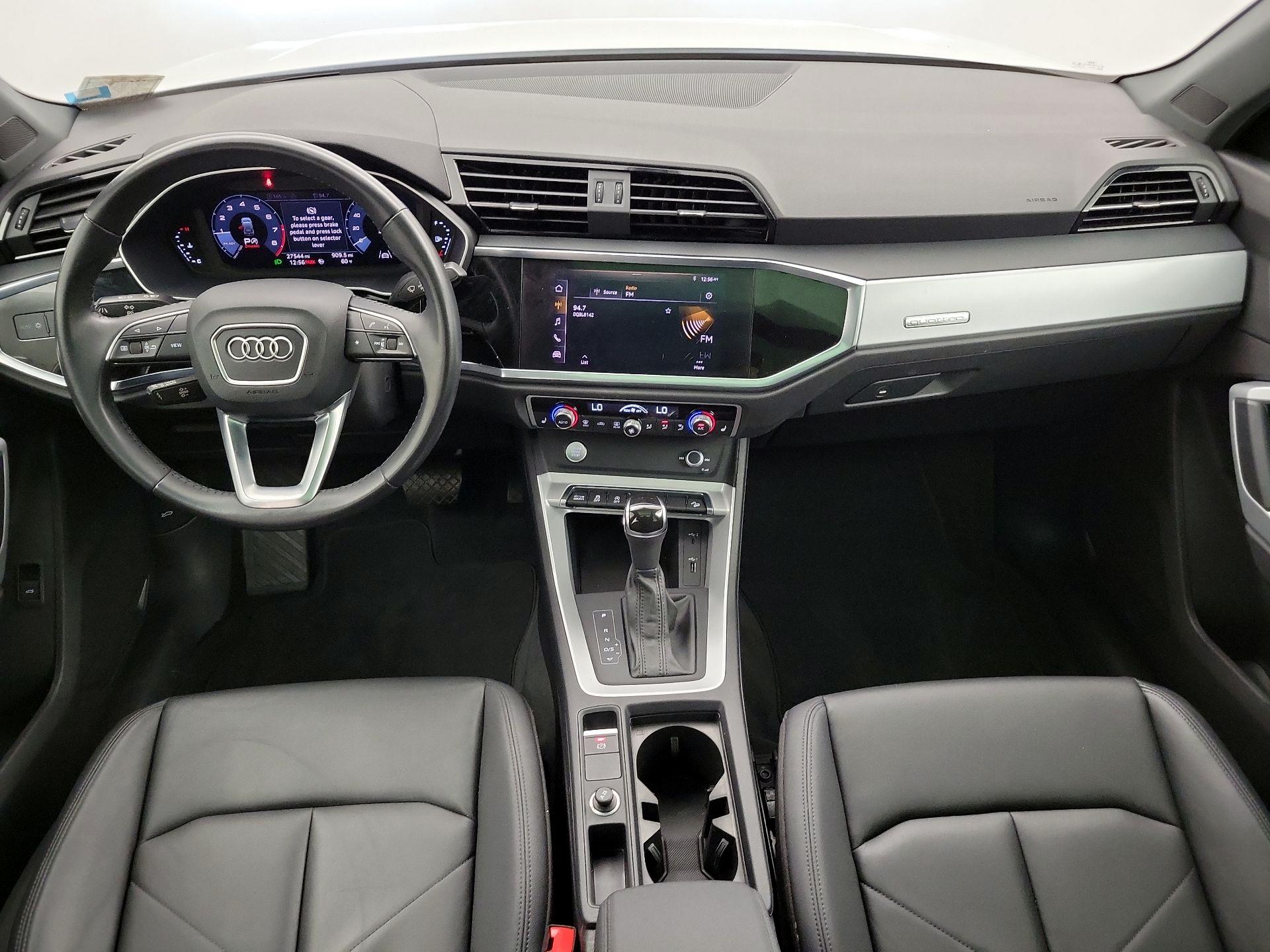 Thumbnail: 2020 Audi Q3 - 9