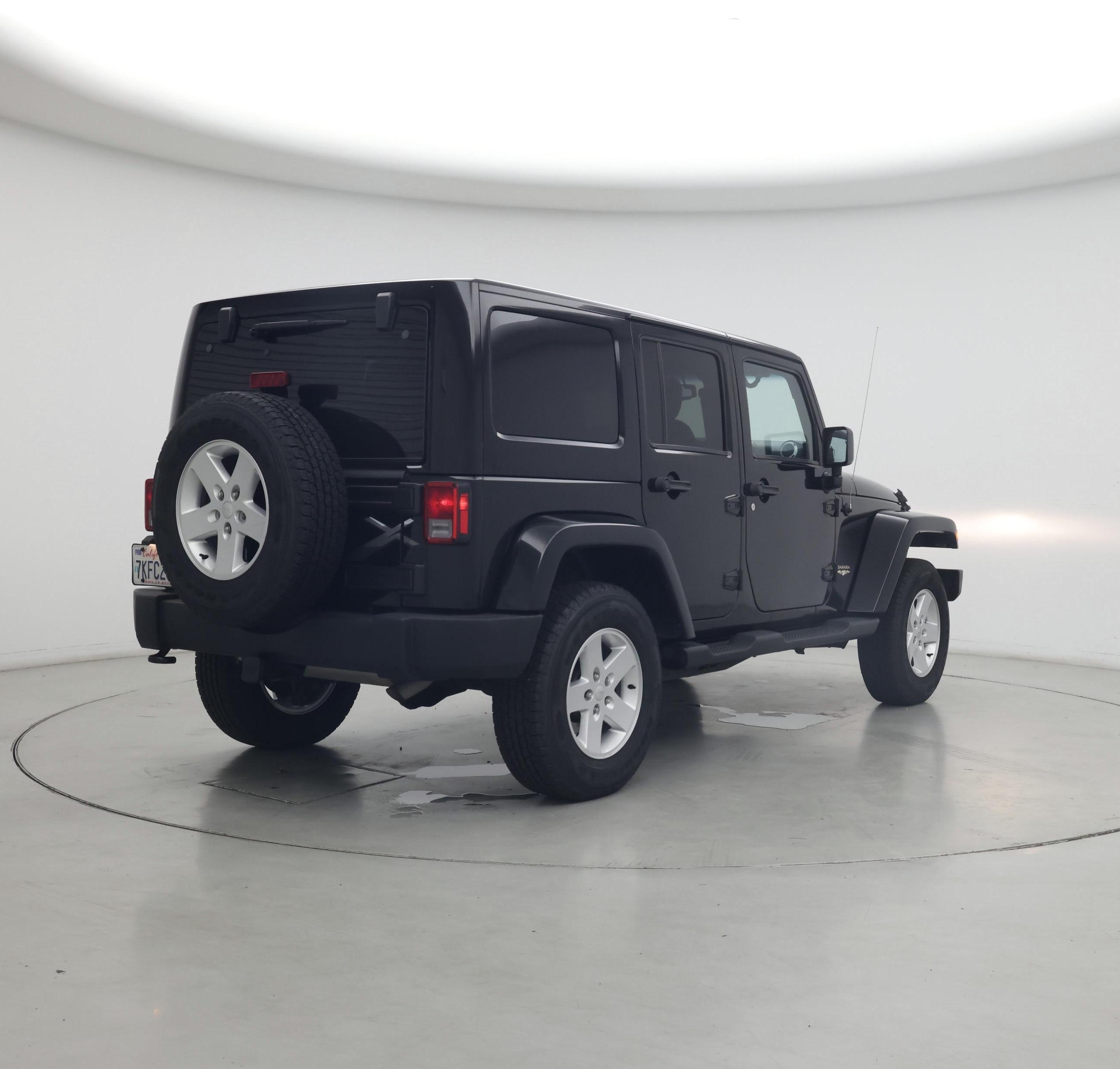Thumbnail: 2015 Jeep Wrangler - 8