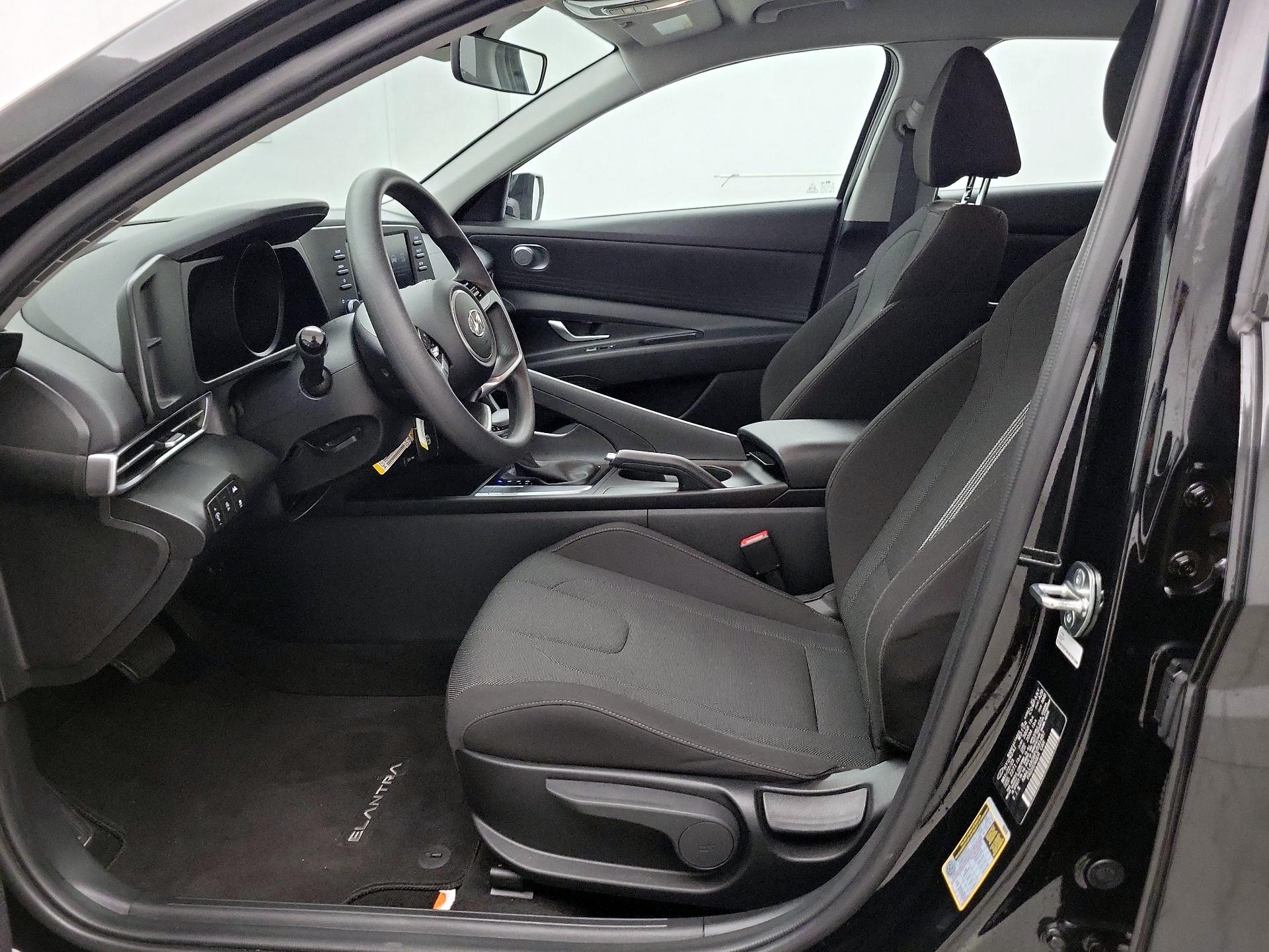 Thumbnail: 2023 Hyundai Elantra - 11