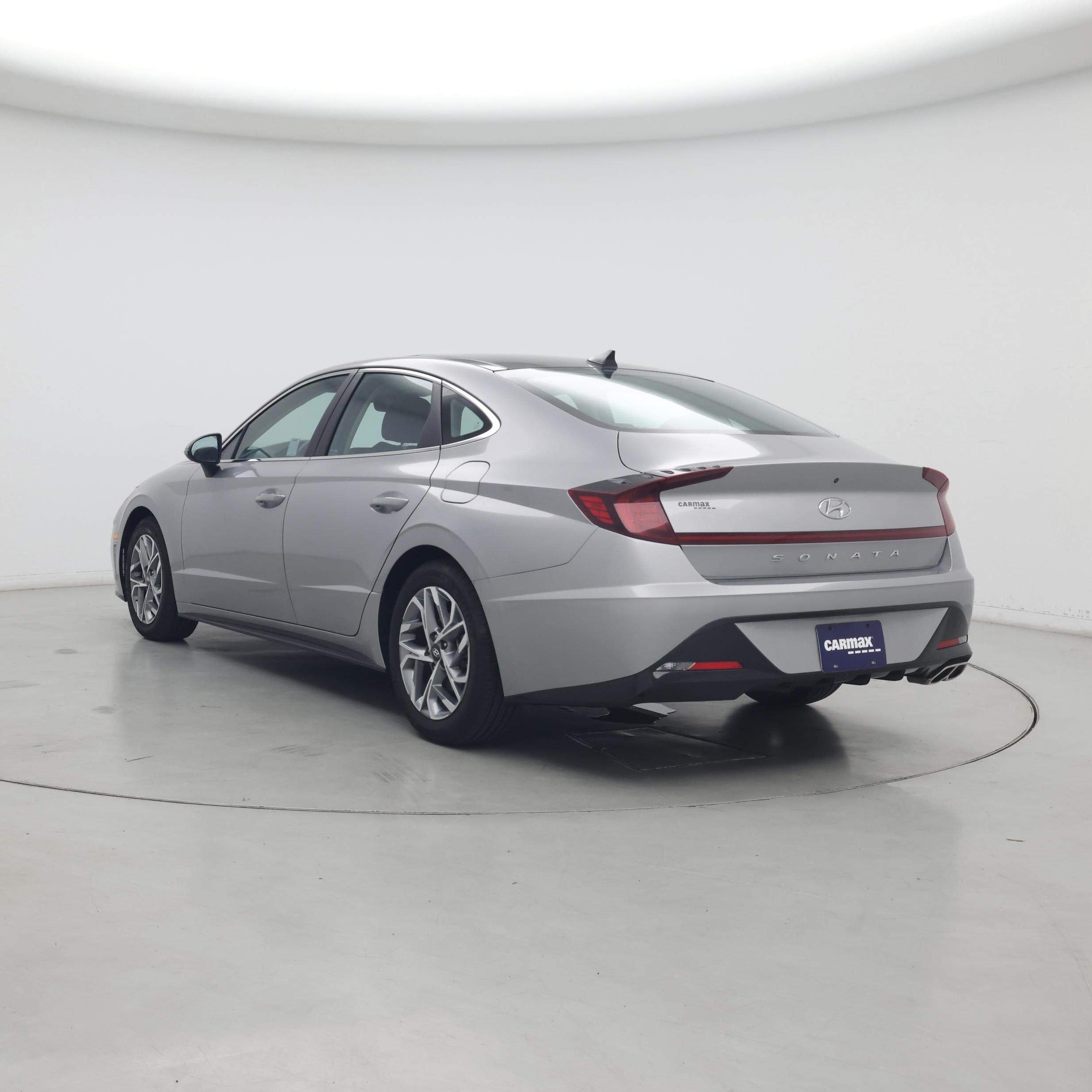 Thumbnail: 2023 Hyundai Sonata - 2