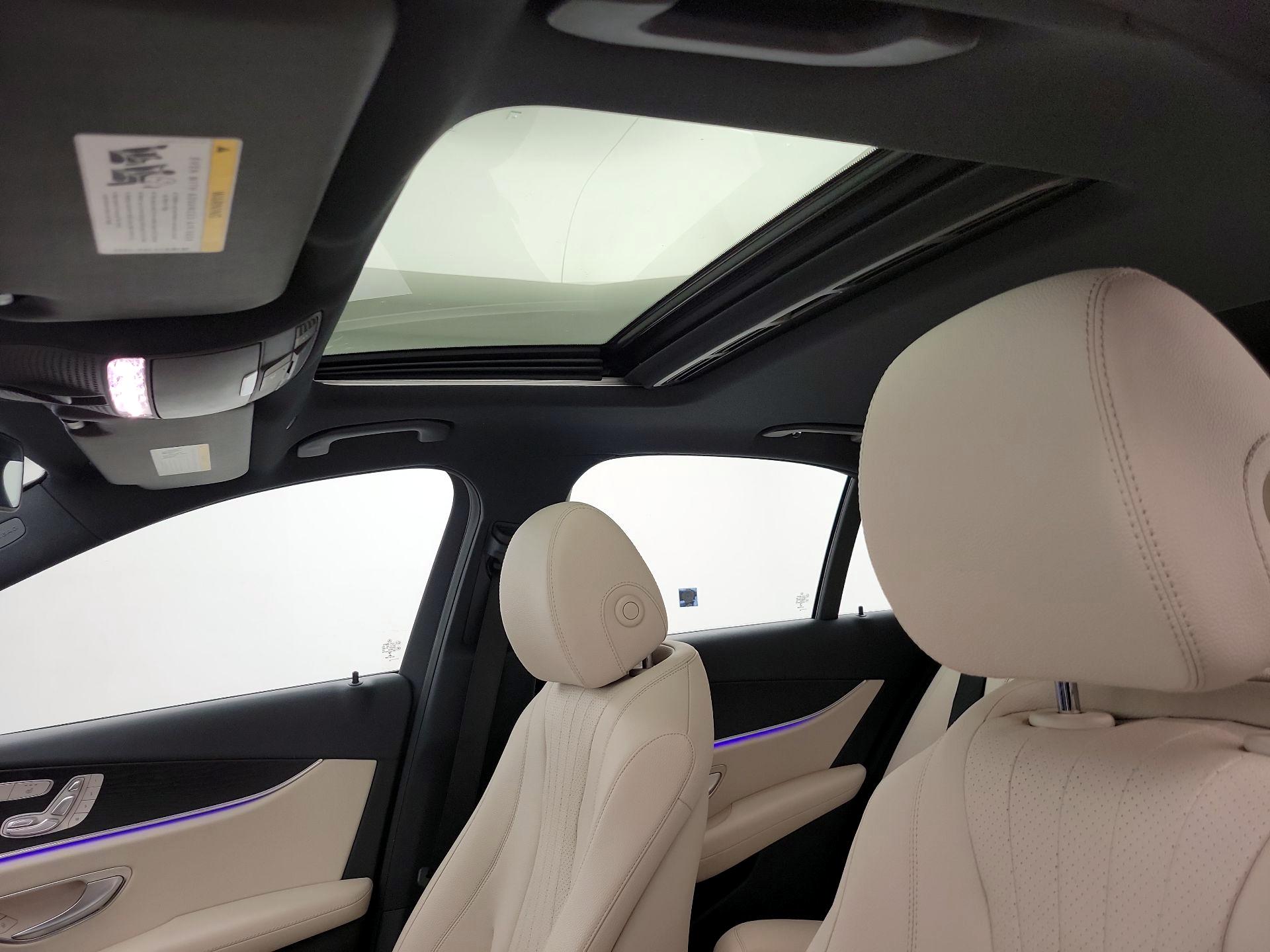 Thumbnail: 2020 Mercedes-Benz E-Class - 20