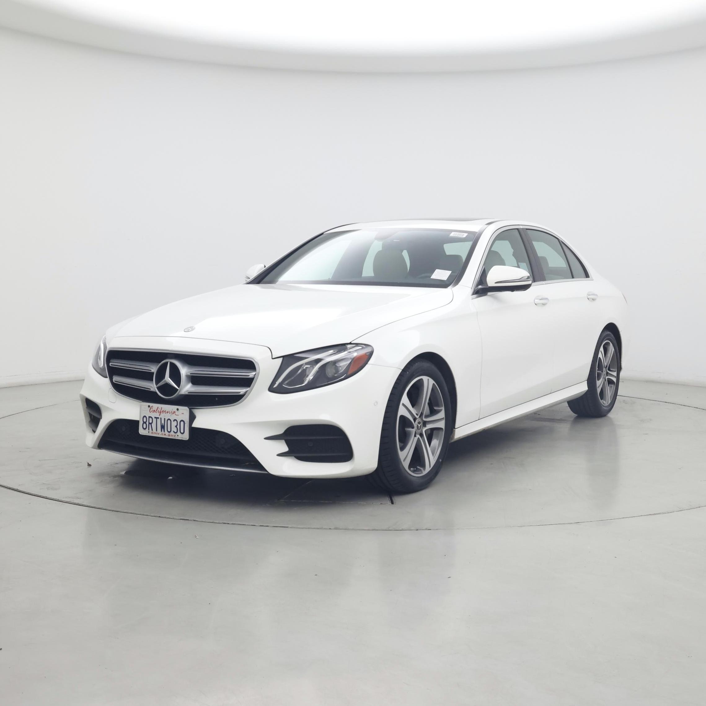 Thumbnail: 2020 Mercedes-Benz E-Class - 4