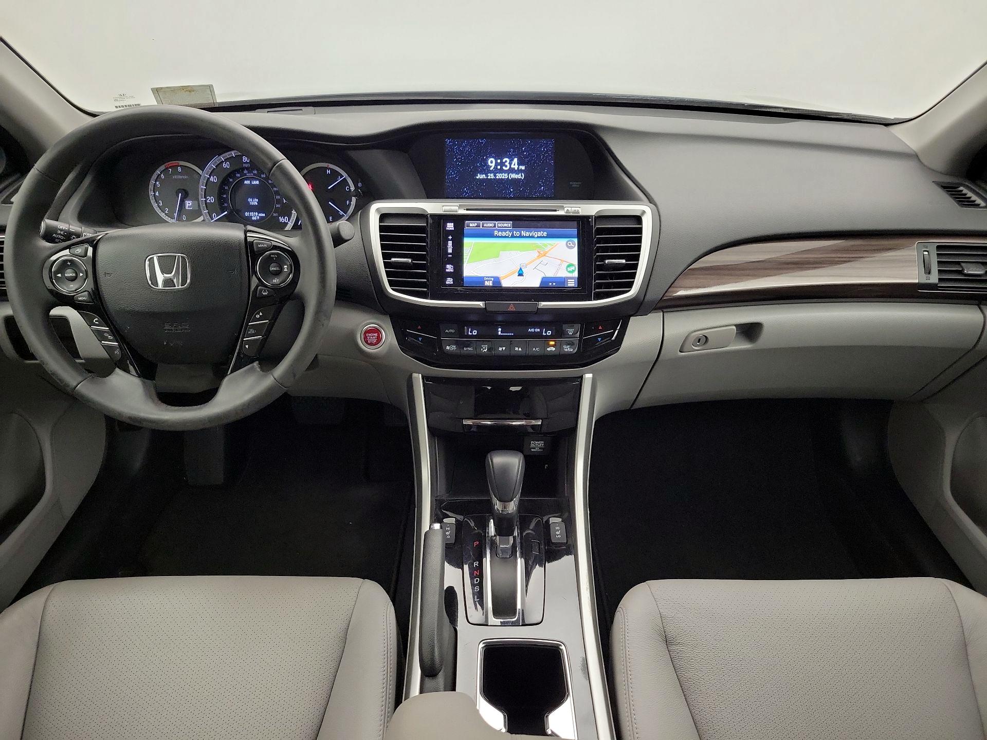 Thumbnail: 2017 Honda Accord - 9