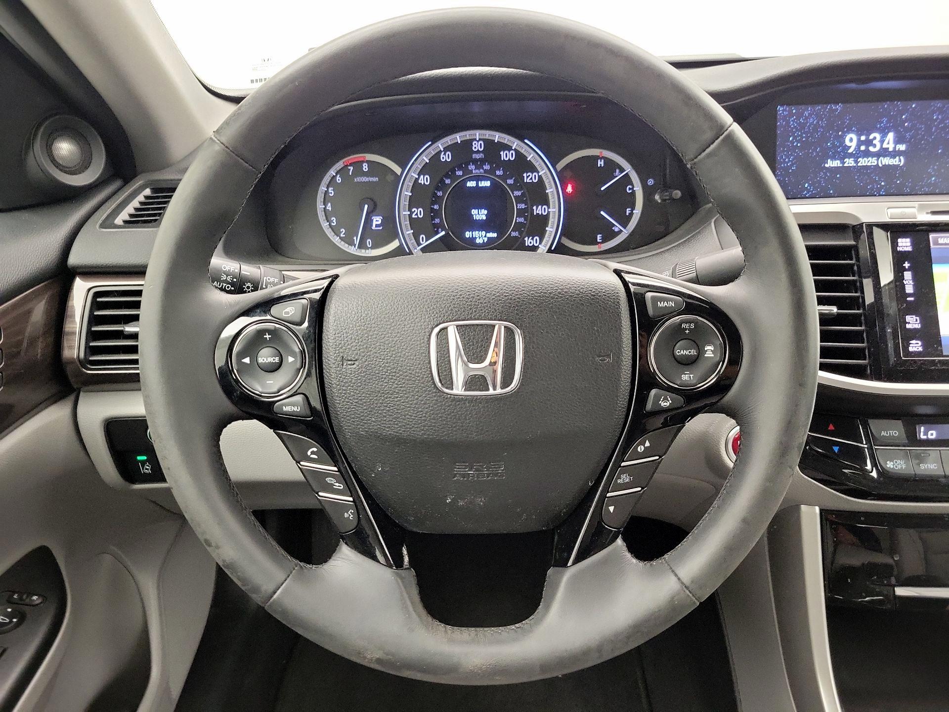 Thumbnail: 2017 Honda Accord - 10