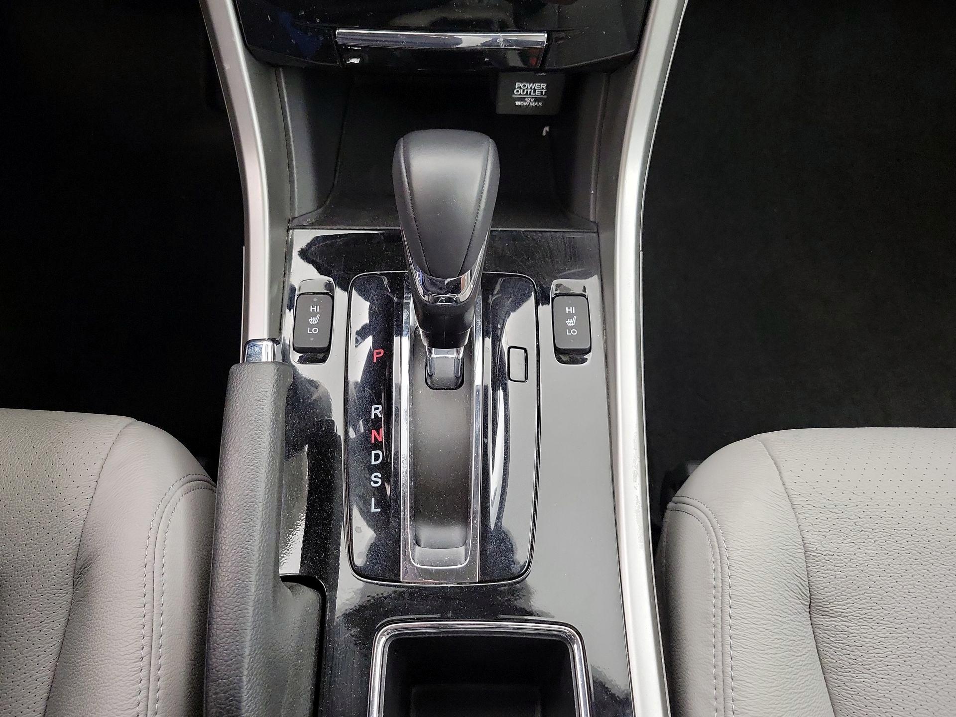 Thumbnail: 2017 Honda Accord - 18