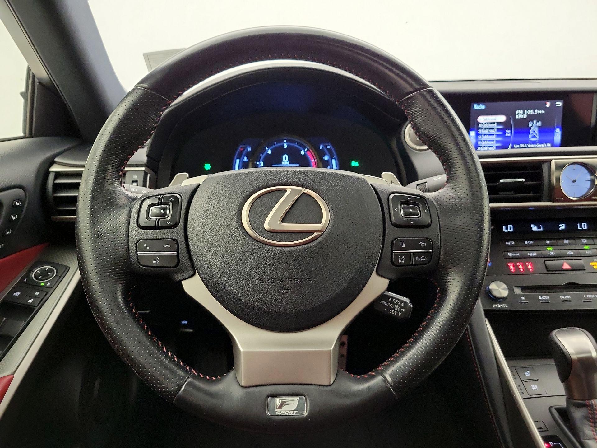 Thumbnail: 2018 Lexus IS - 10