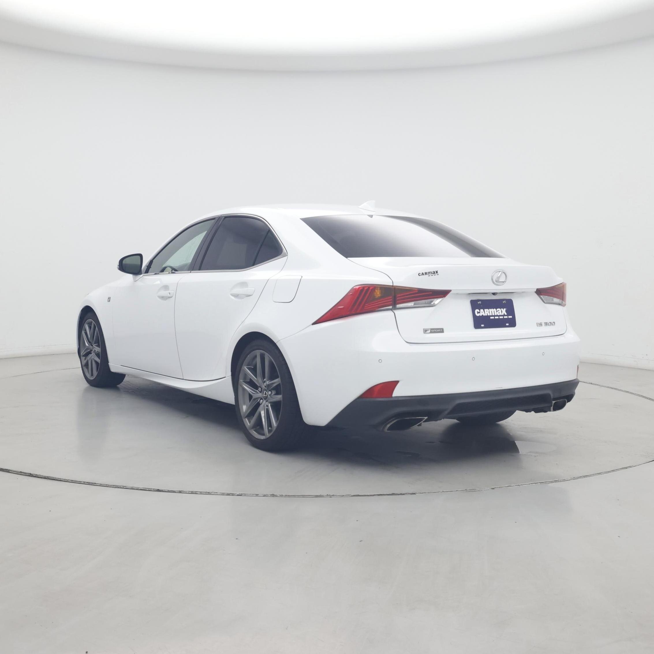 Thumbnail: 2018 Lexus IS - 2