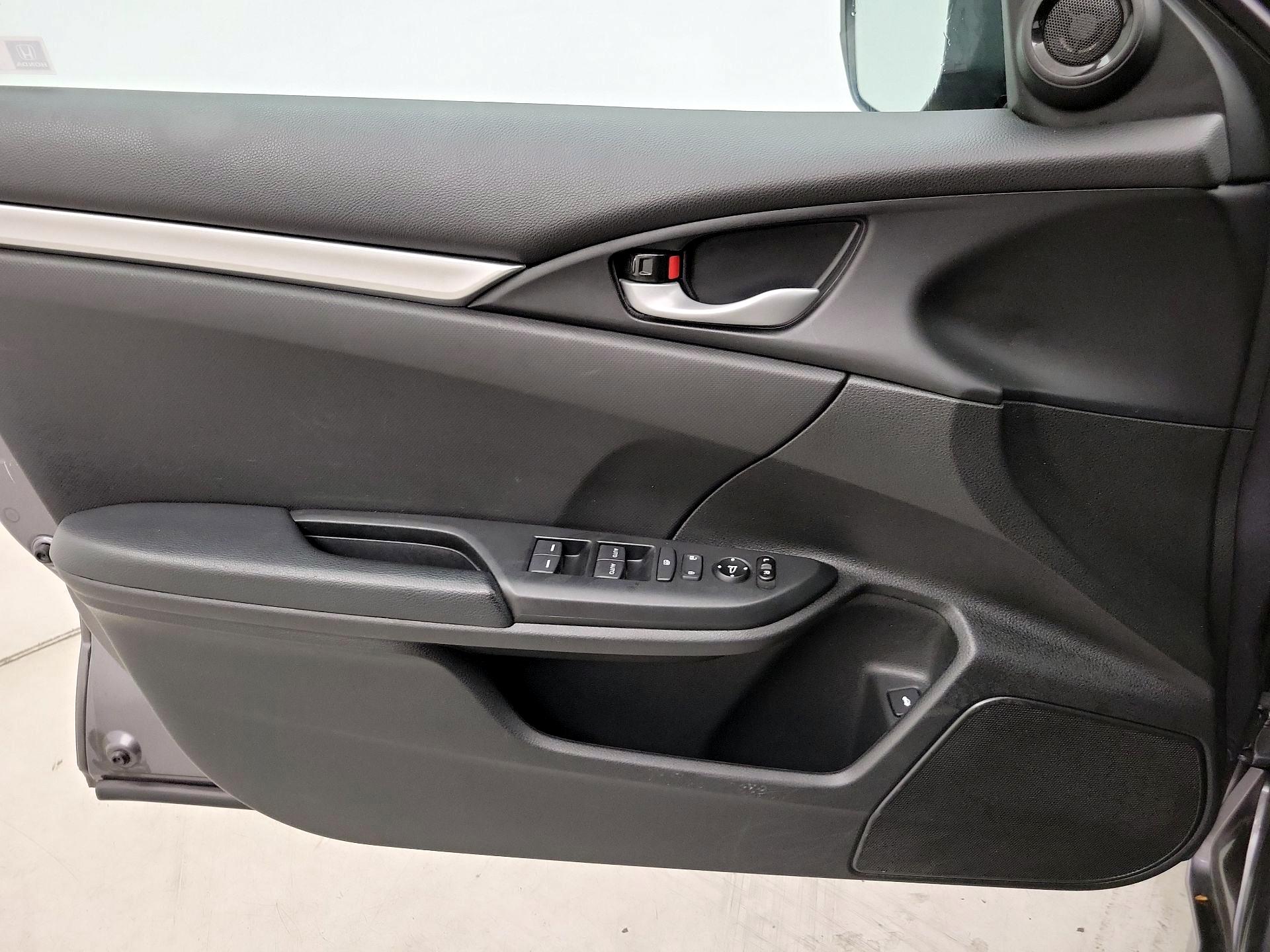 Thumbnail: 2019 Honda Civic - 12