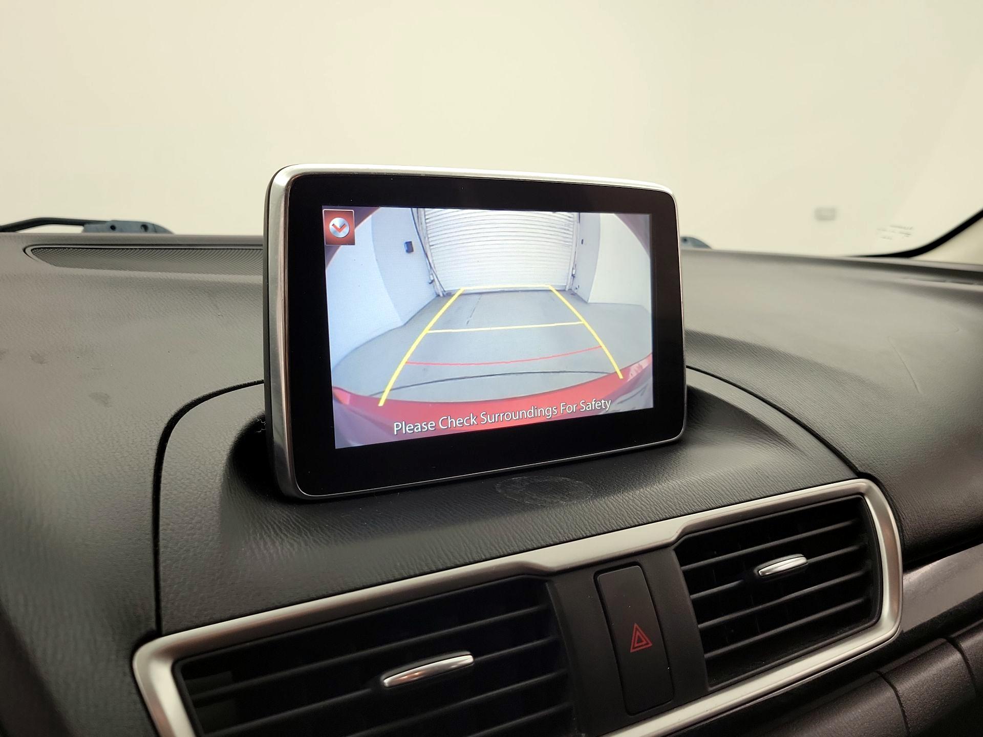 Thumbnail: 2016 Mazda Mazda3 - 14