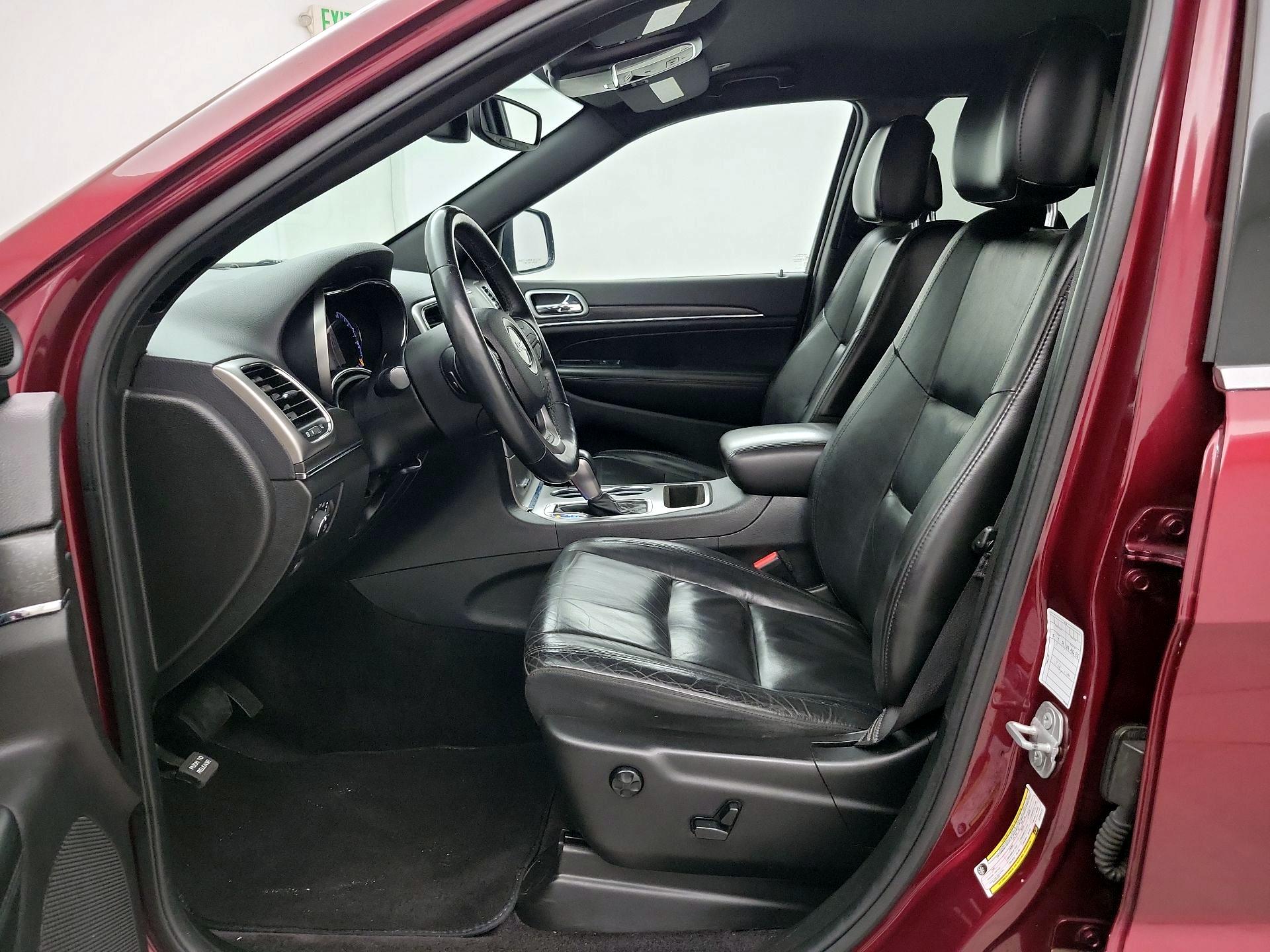 Thumbnail: 2018 Jeep Grand Cherokee - 11