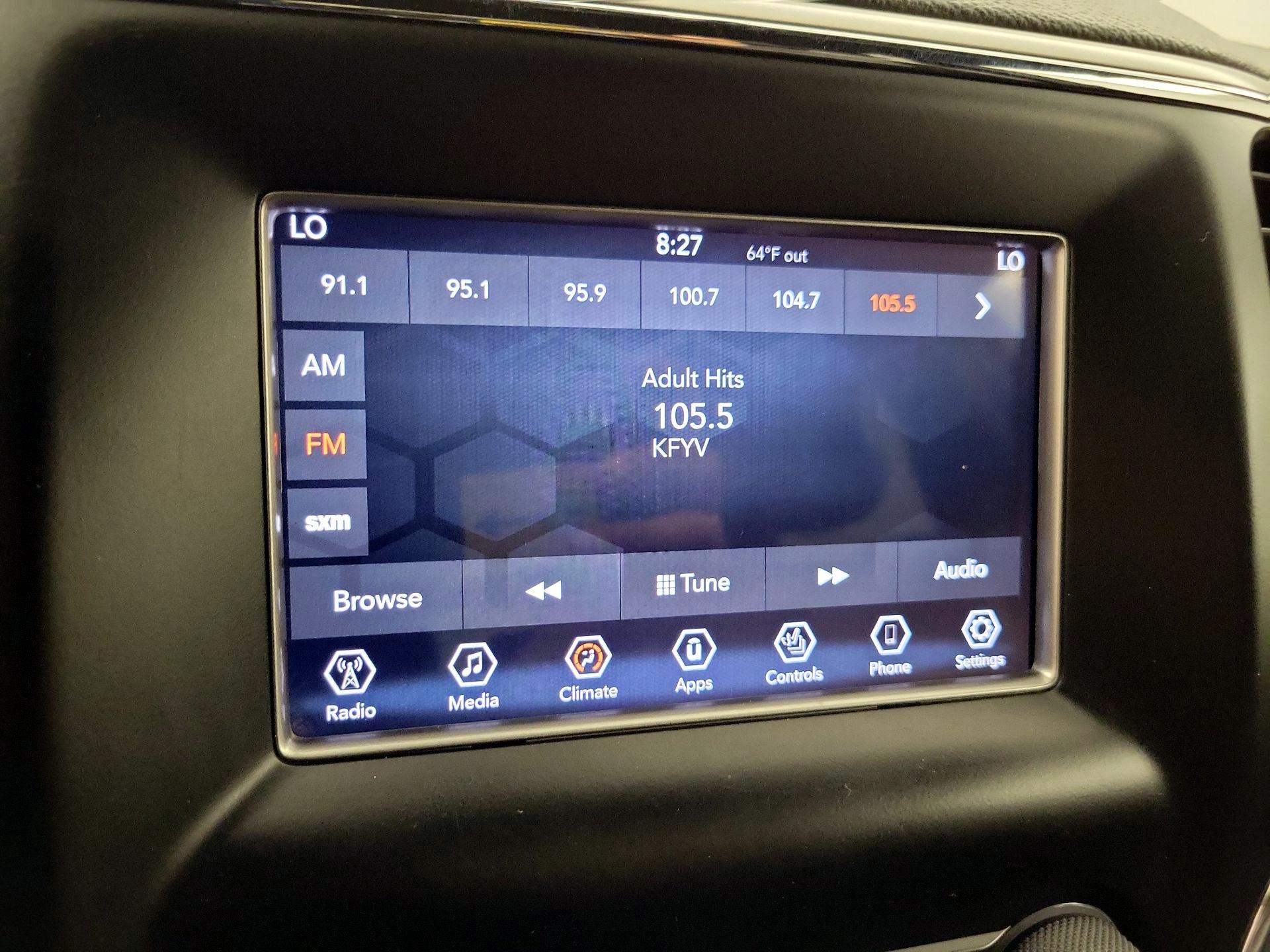 Thumbnail: 2018 Jeep Grand Cherokee - 15