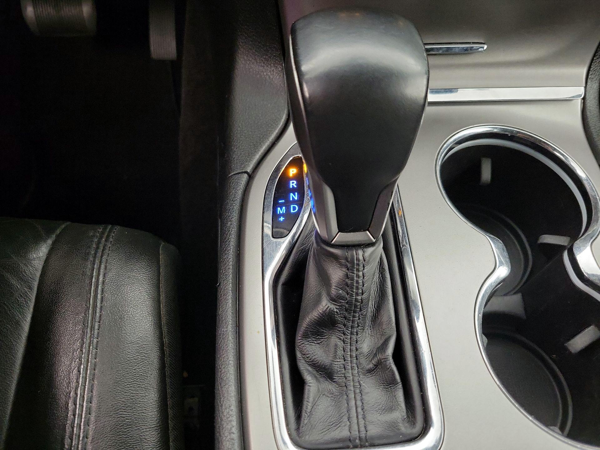 Thumbnail: 2018 Jeep Grand Cherokee - 17