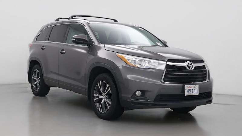 2016 Toyota Highlander XLE Hero Image