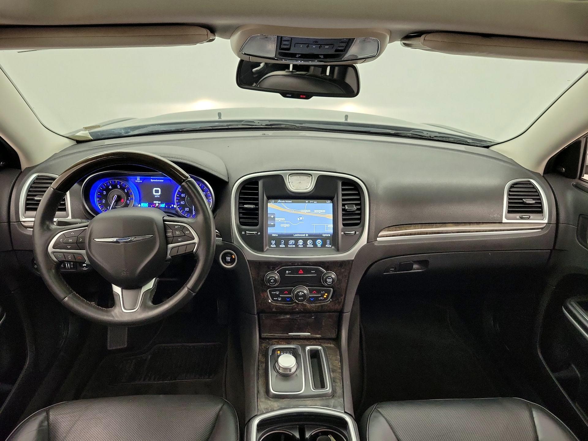 Thumbnail: 2016 Chrysler 300 - 9
