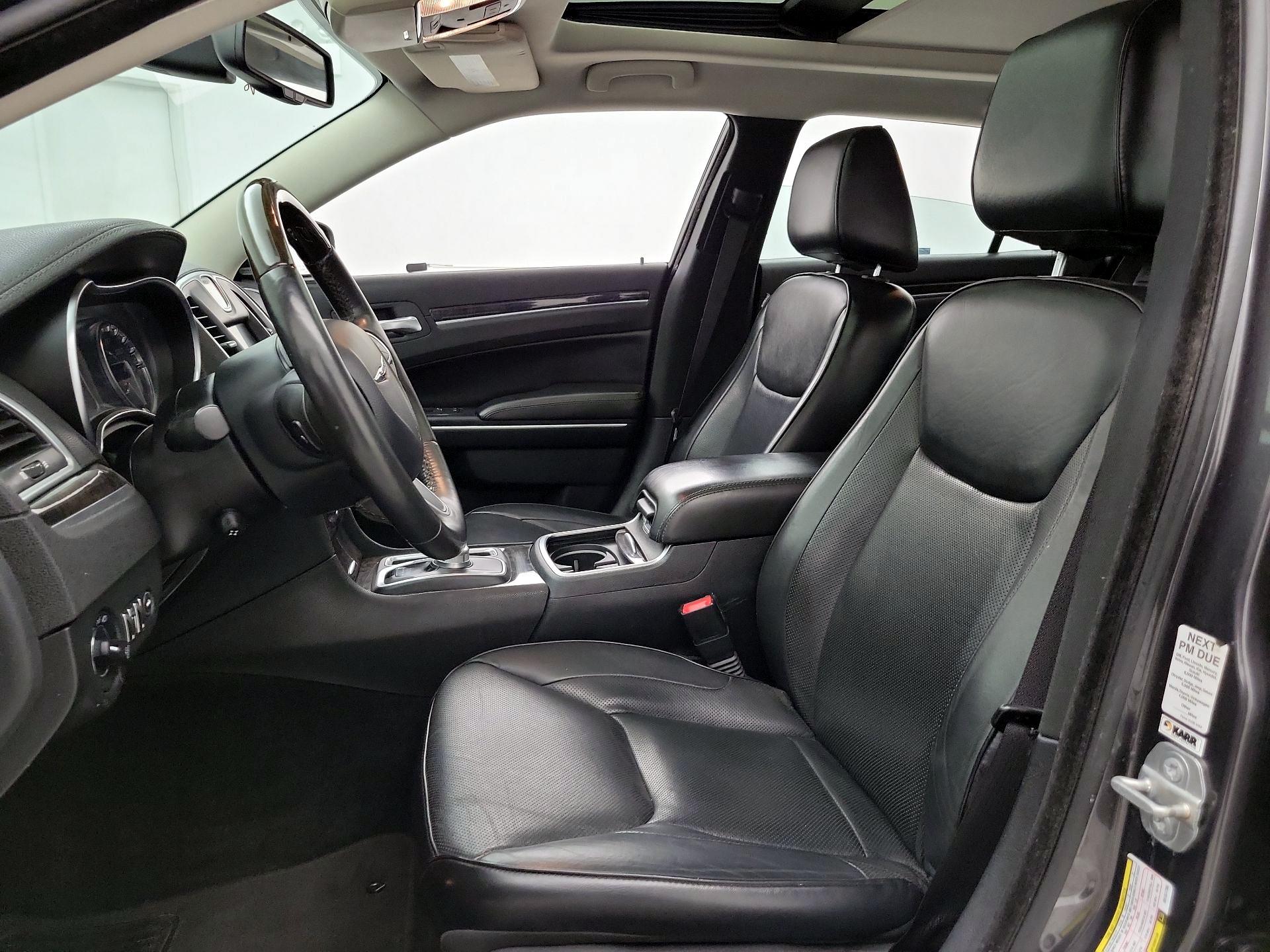 Thumbnail: 2016 Chrysler 300 - 11