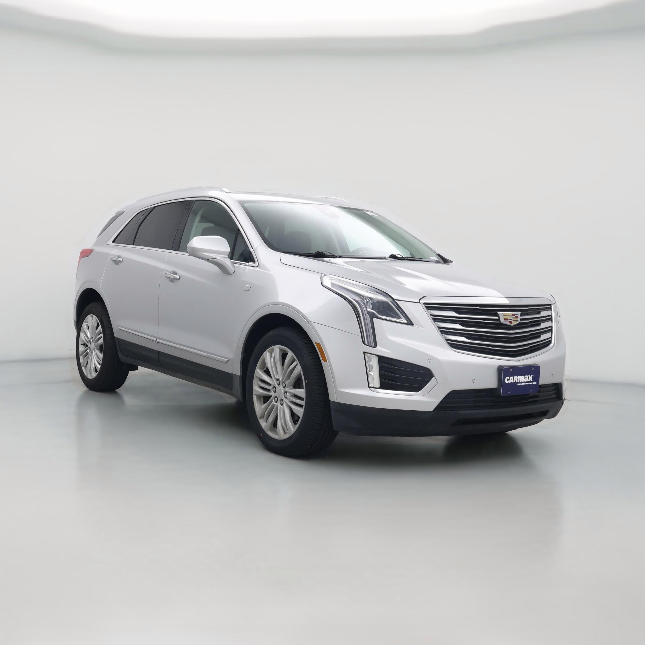 Thumbnail: 2017 Cadillac XT5 - 1