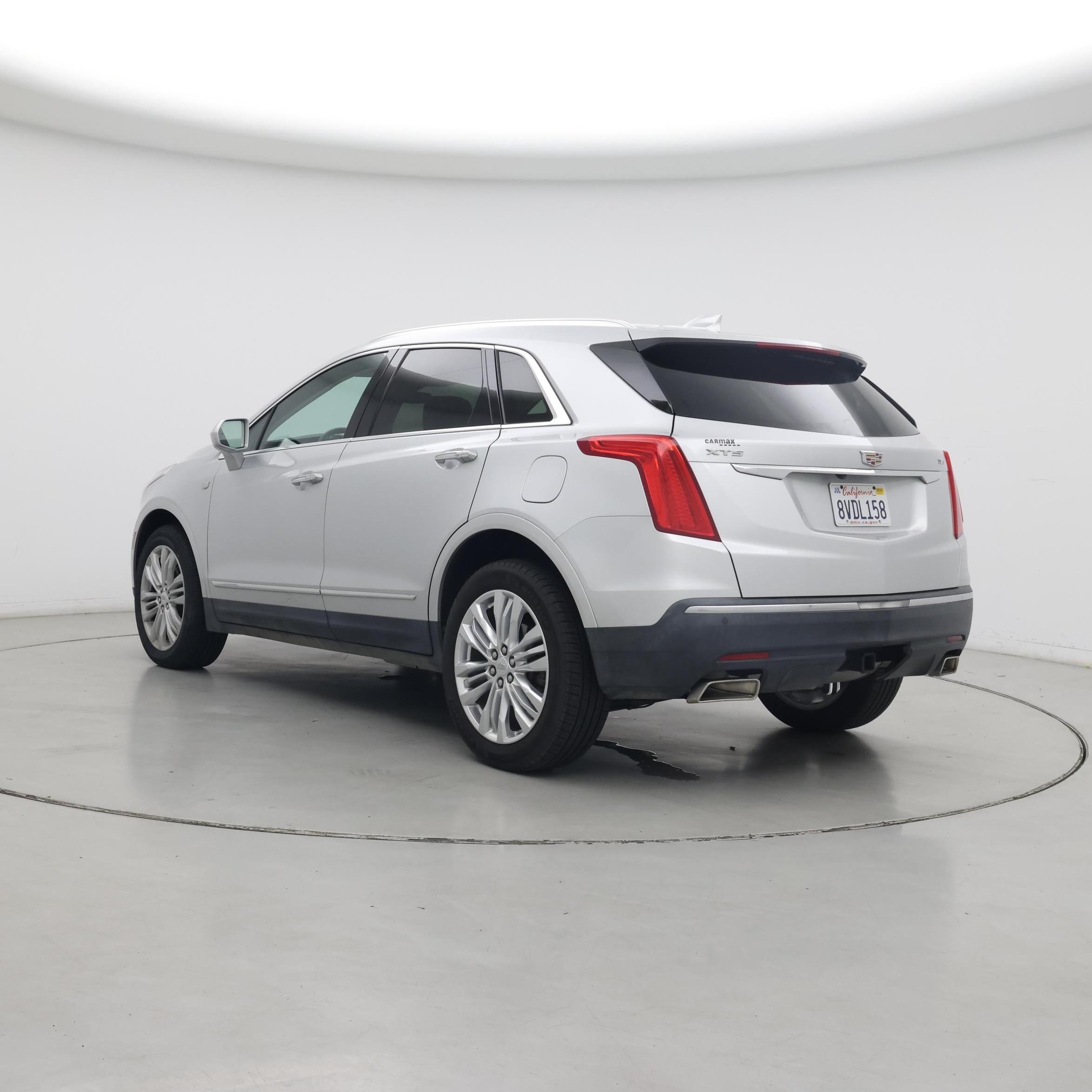 Thumbnail: 2017 Cadillac XT5 - 2