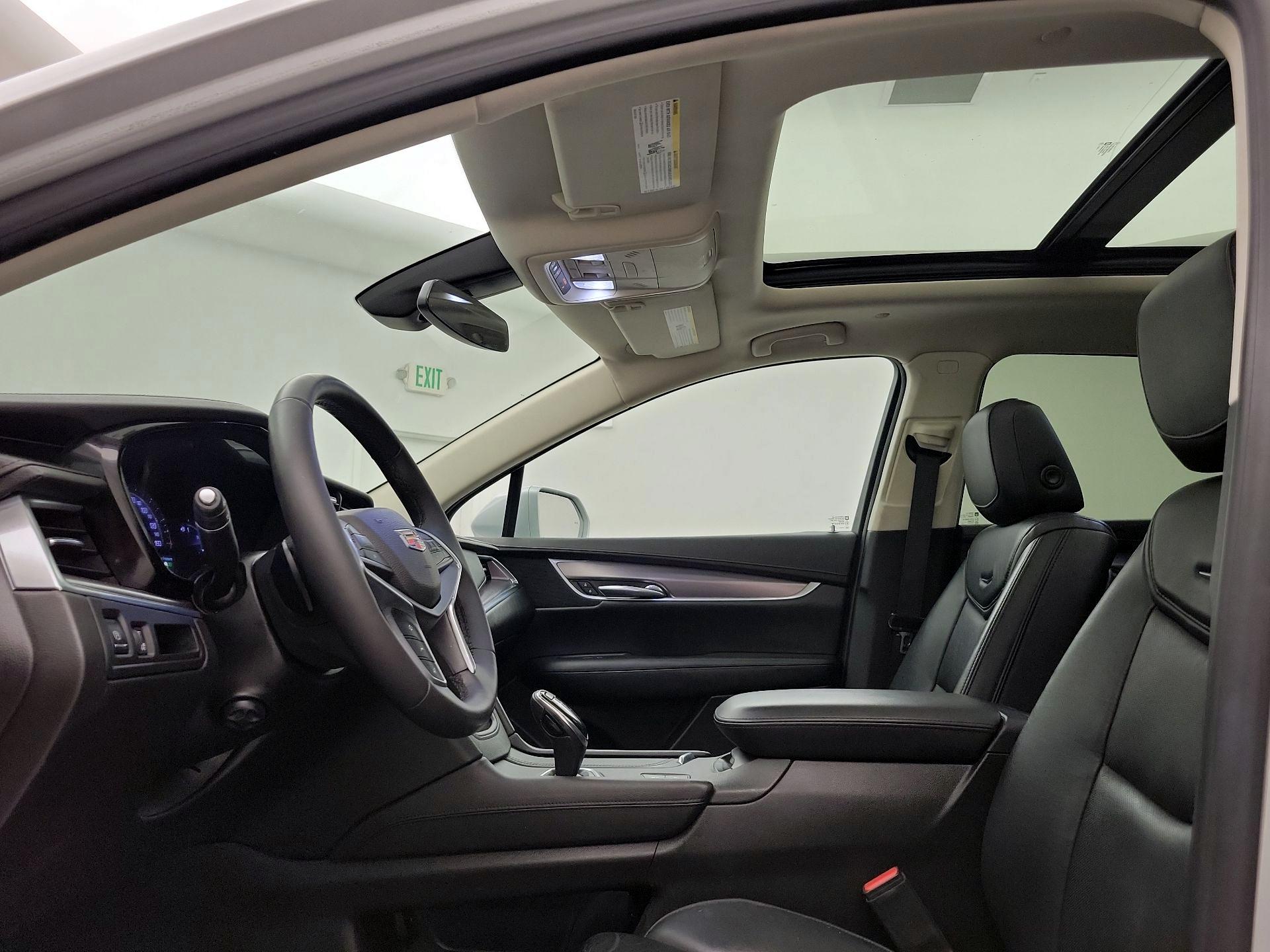 Thumbnail: 2017 Cadillac XT5 - 20