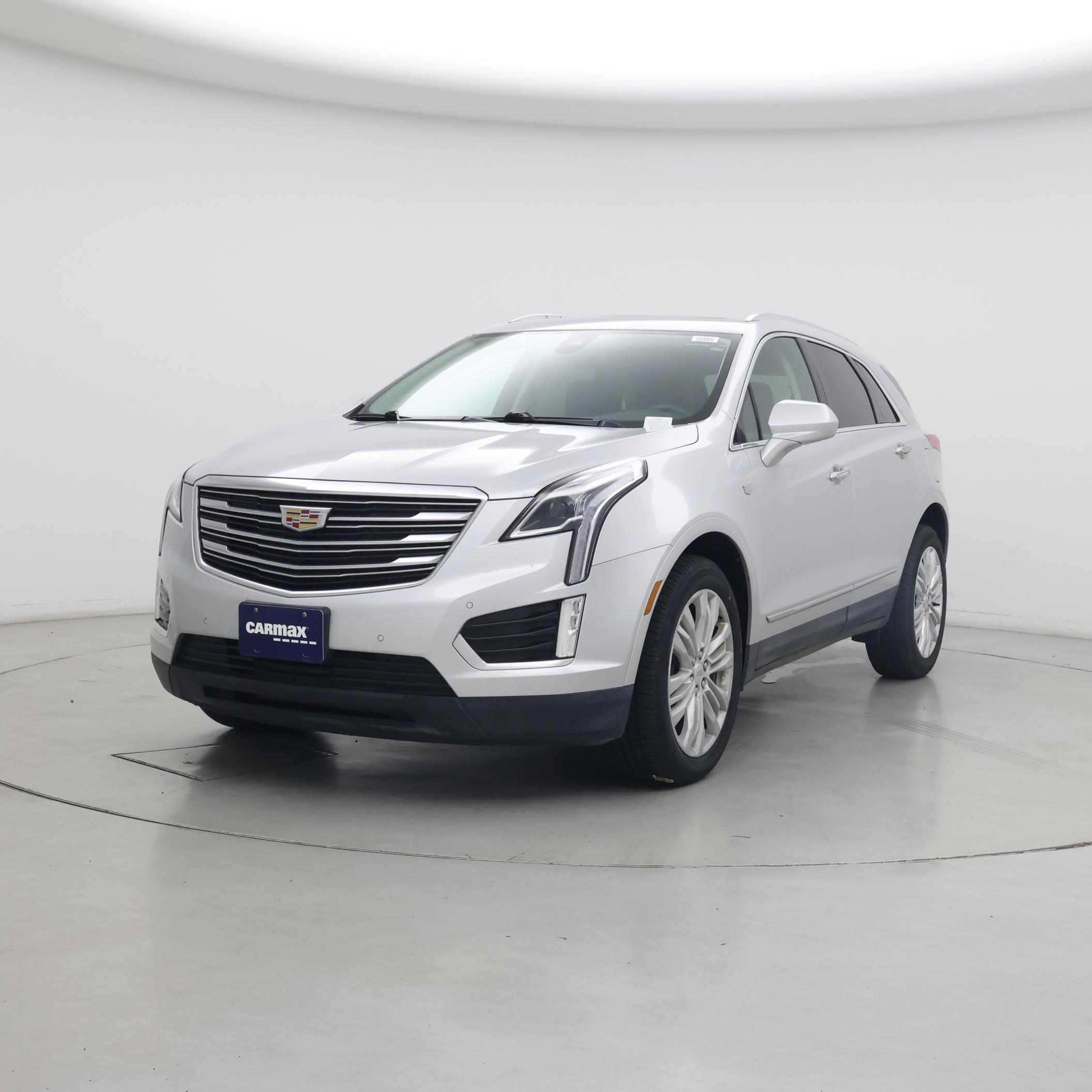 Thumbnail: 2017 Cadillac XT5 - 4