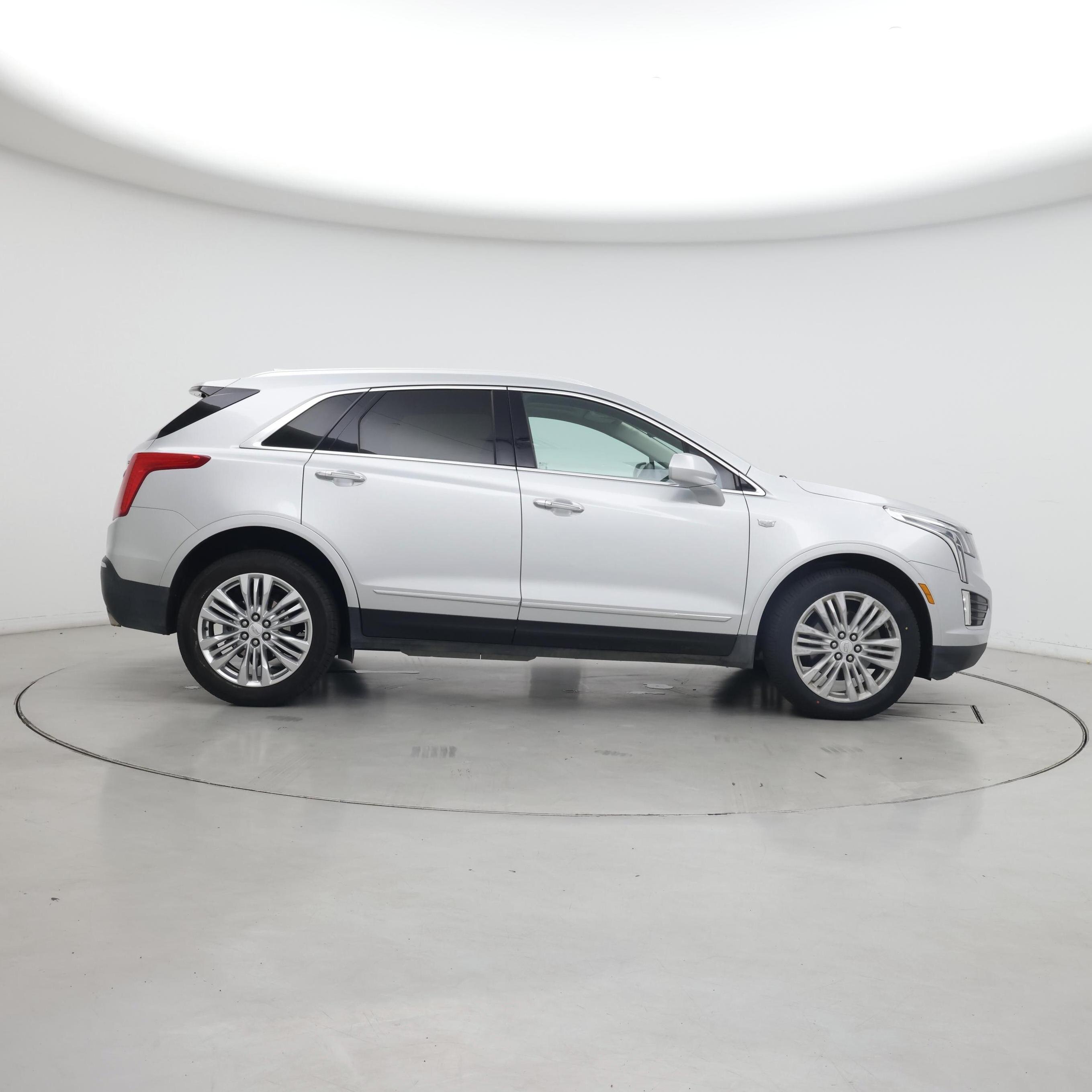 Thumbnail: 2017 Cadillac XT5 - 7