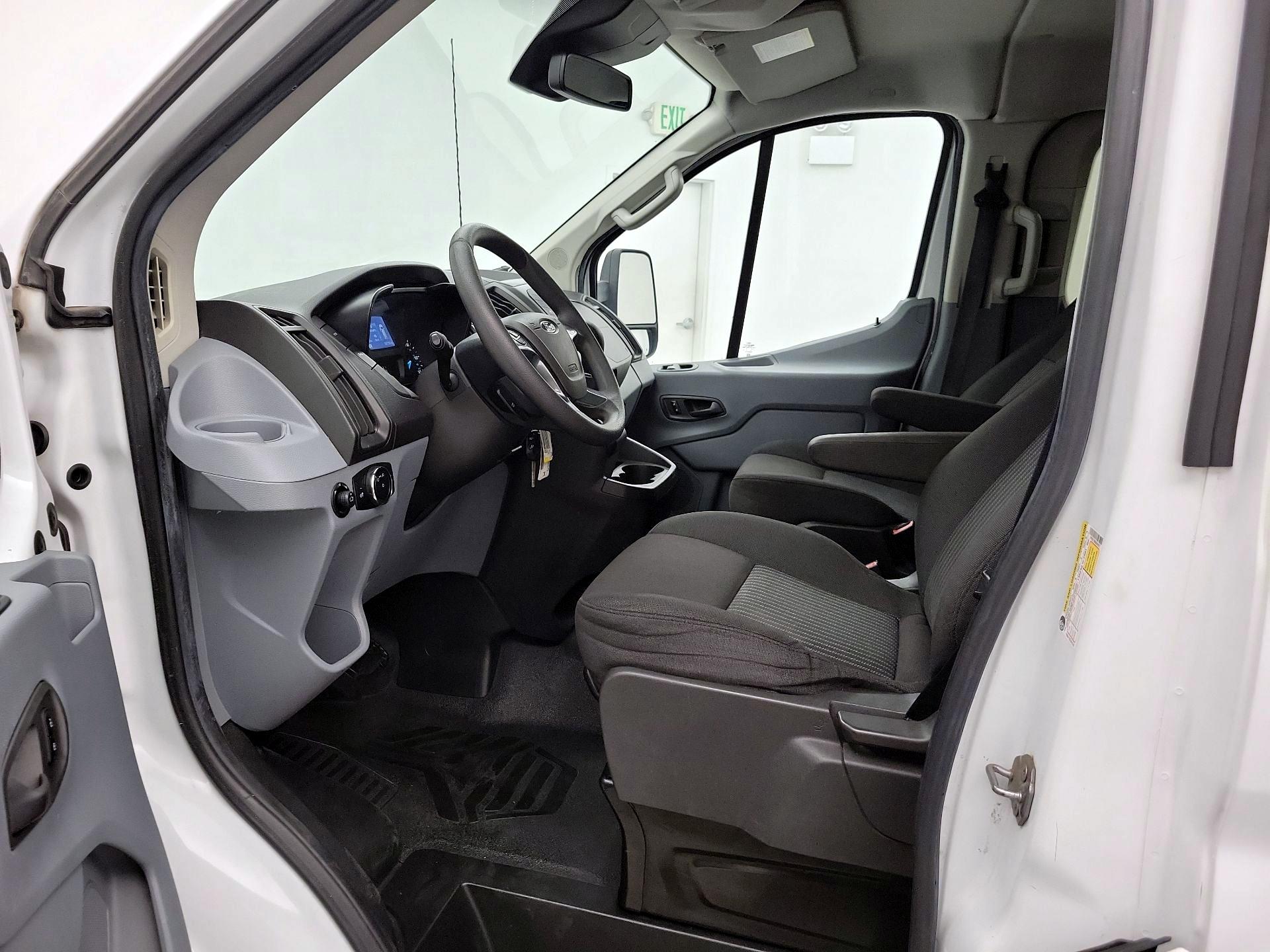 Thumbnail: 2016 Ford Transit Series - 11