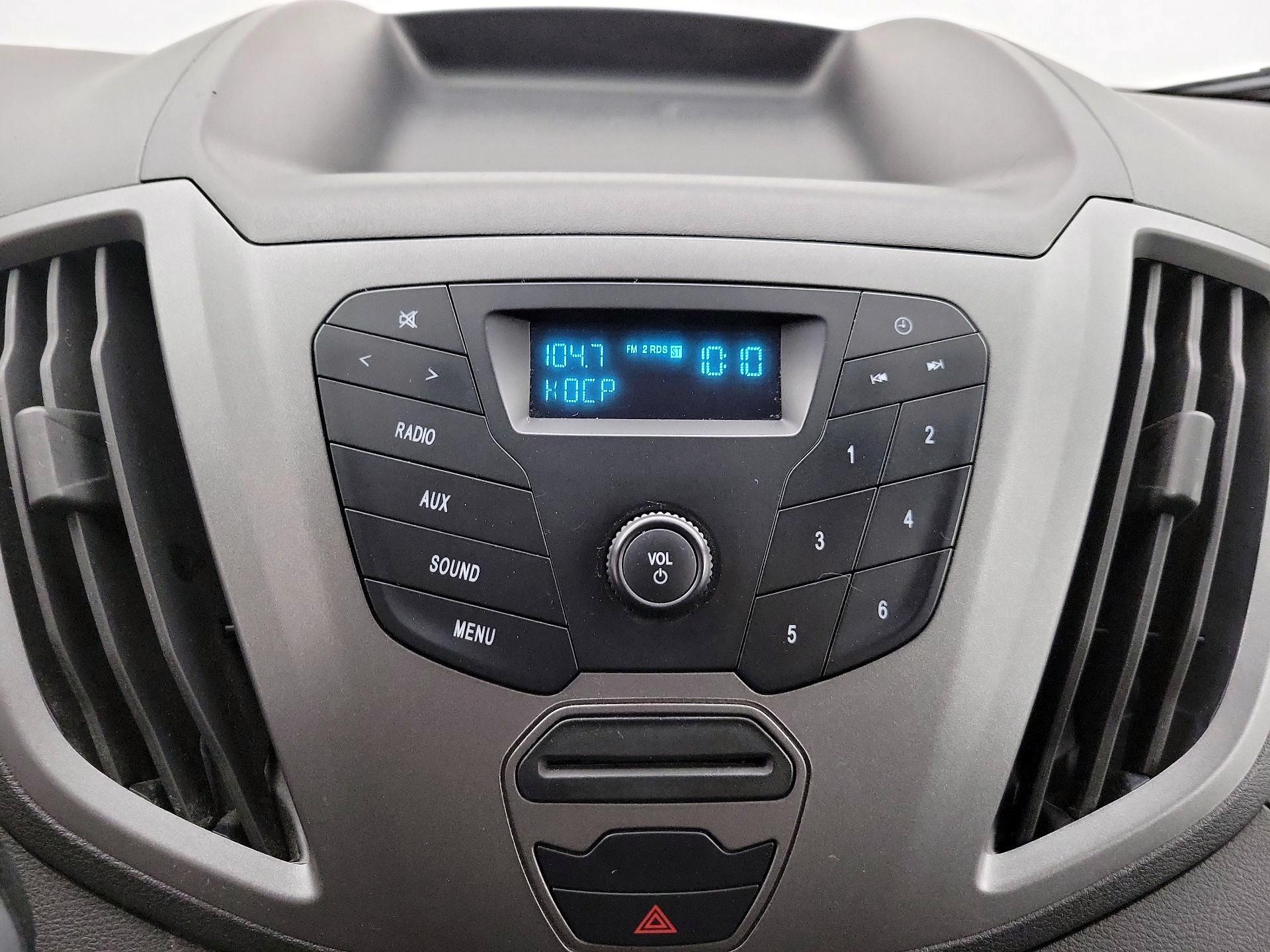 Thumbnail: 2016 Ford Transit Series - 15