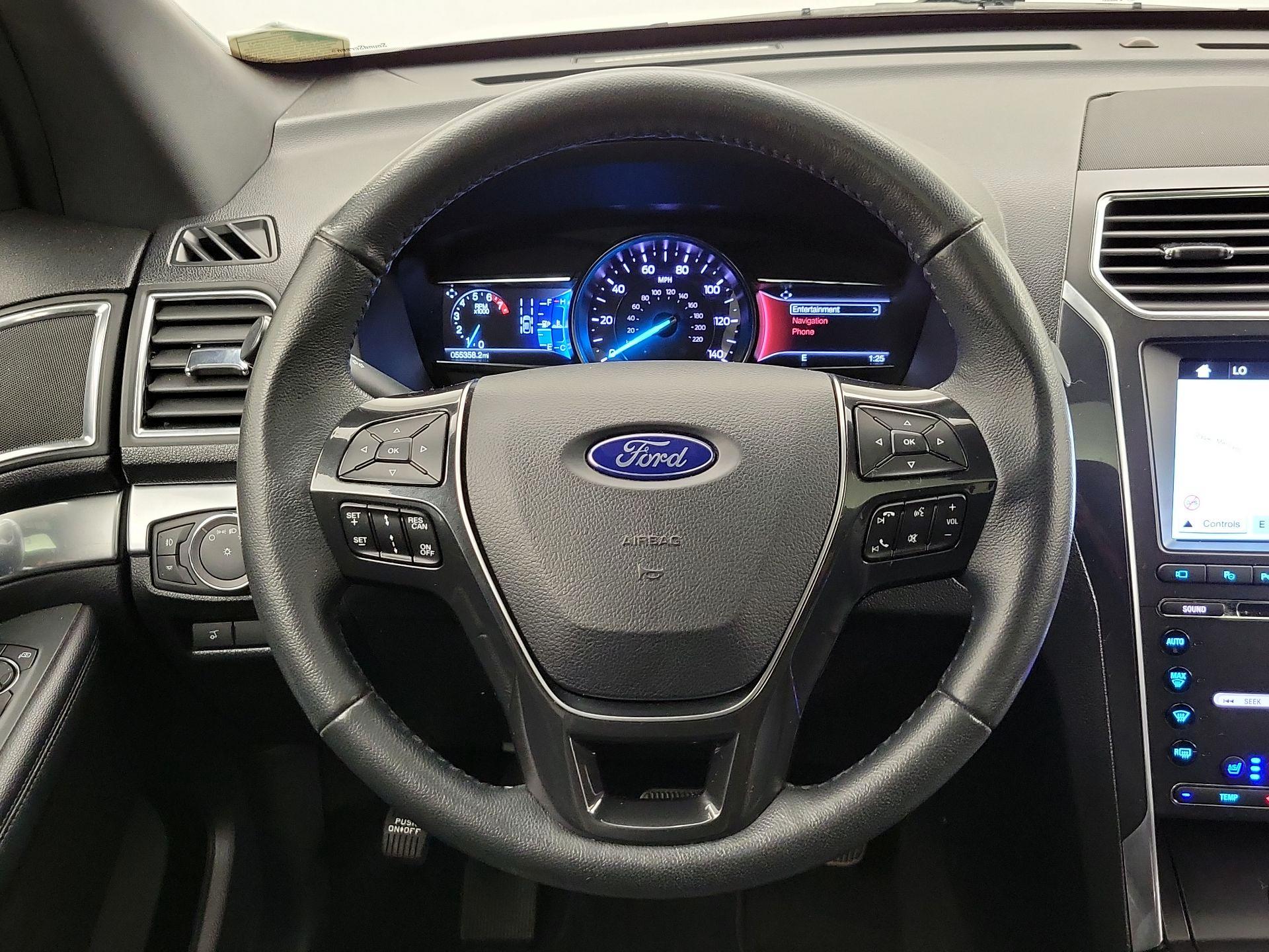 Thumbnail: 2018 Ford Explorer - 10