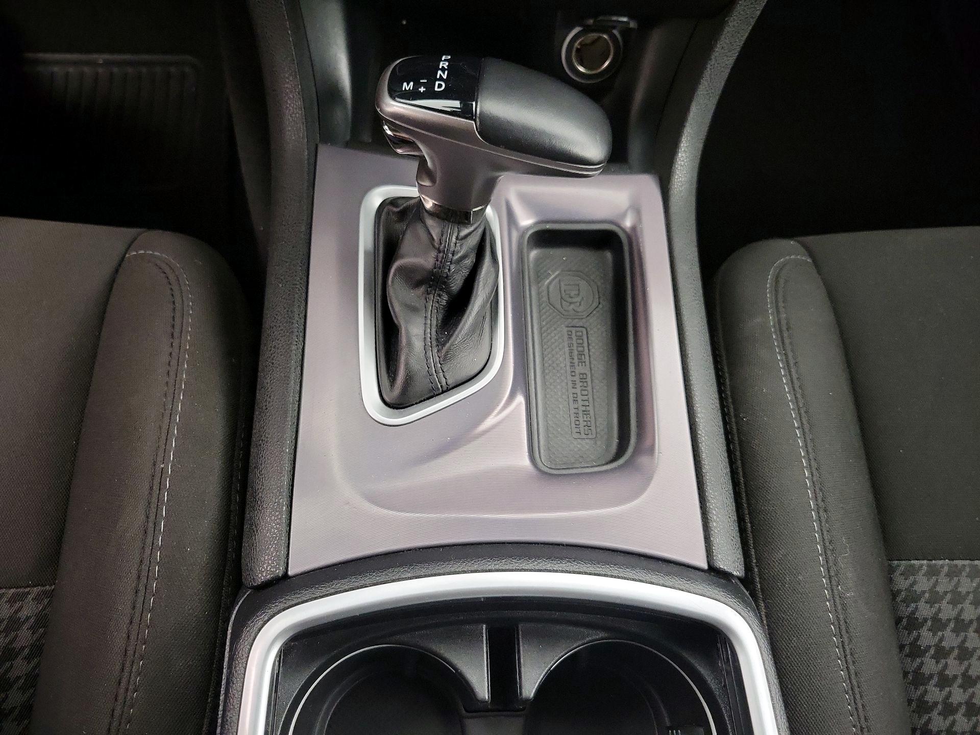 Thumbnail: 2020 Dodge Charger - 18