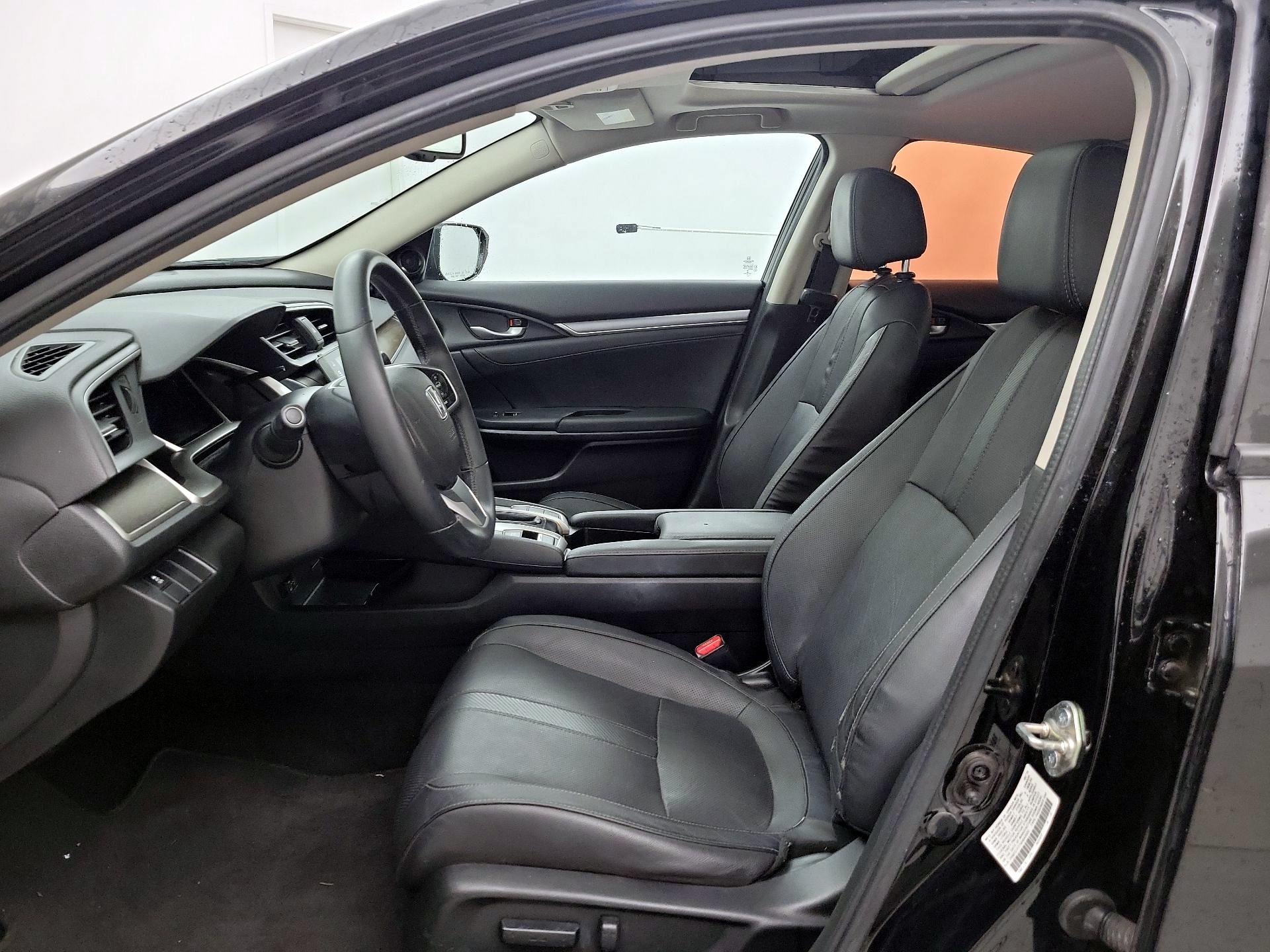 Thumbnail: 2016 Honda Civic - 11