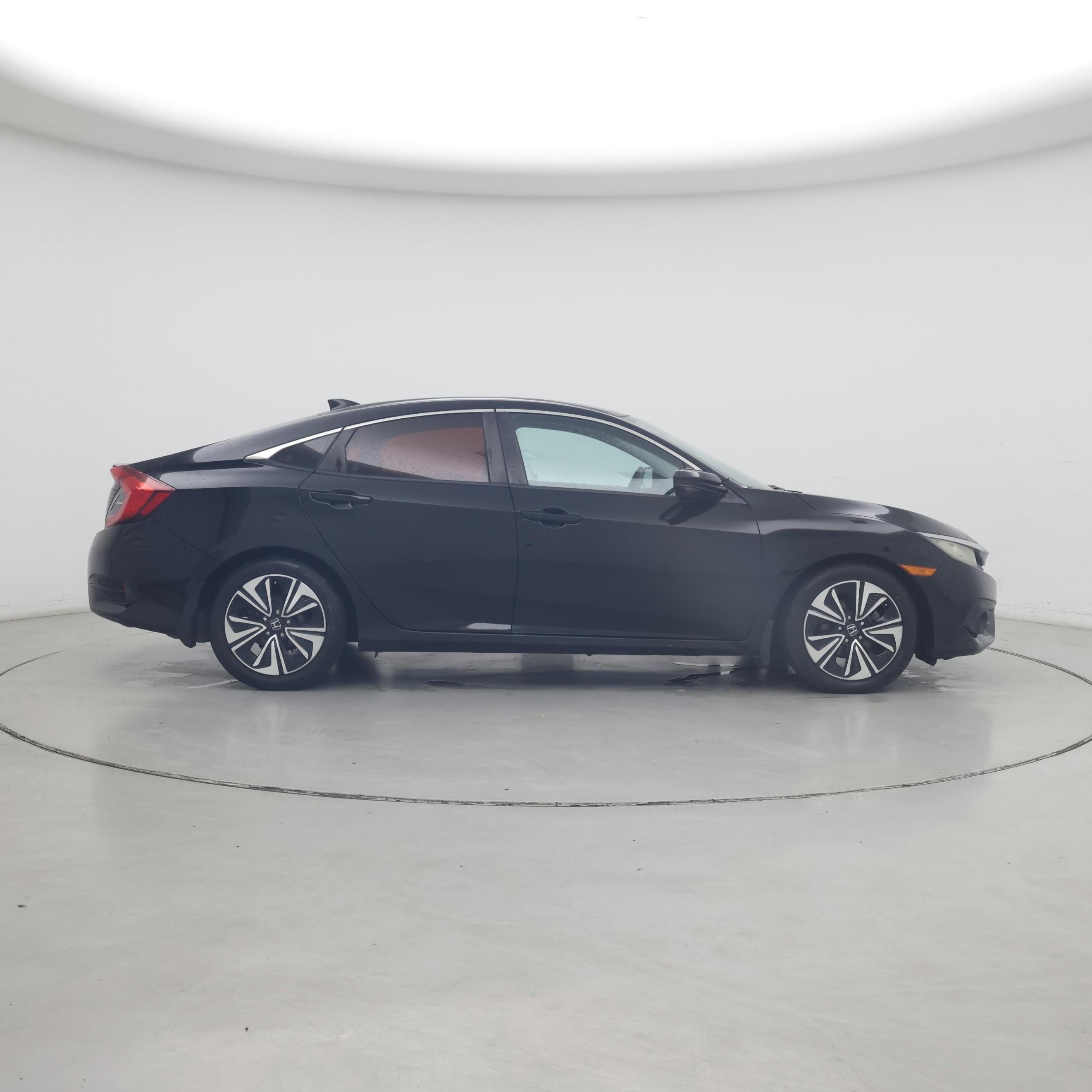 Thumbnail: 2016 Honda Civic - 7