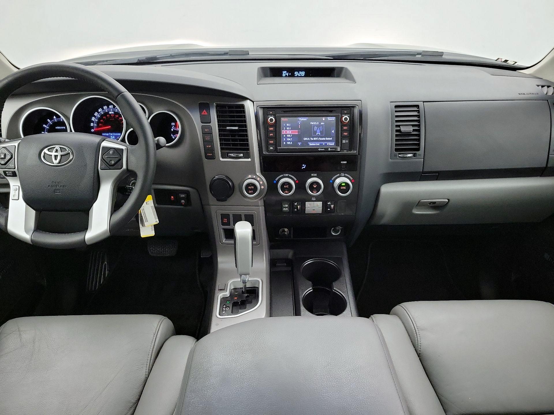 Thumbnail: 2014 Toyota Sequoia - 9