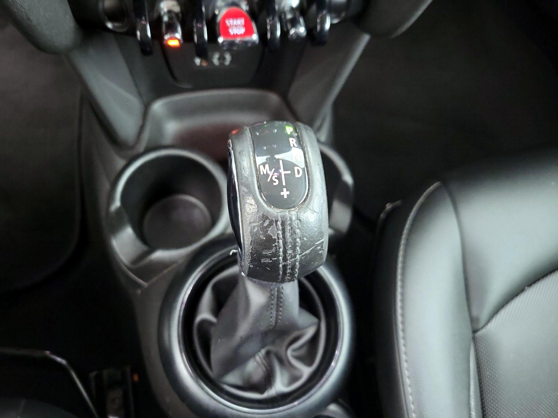 Thumbnail: 2017 MINI Cooper Hardtop - 17