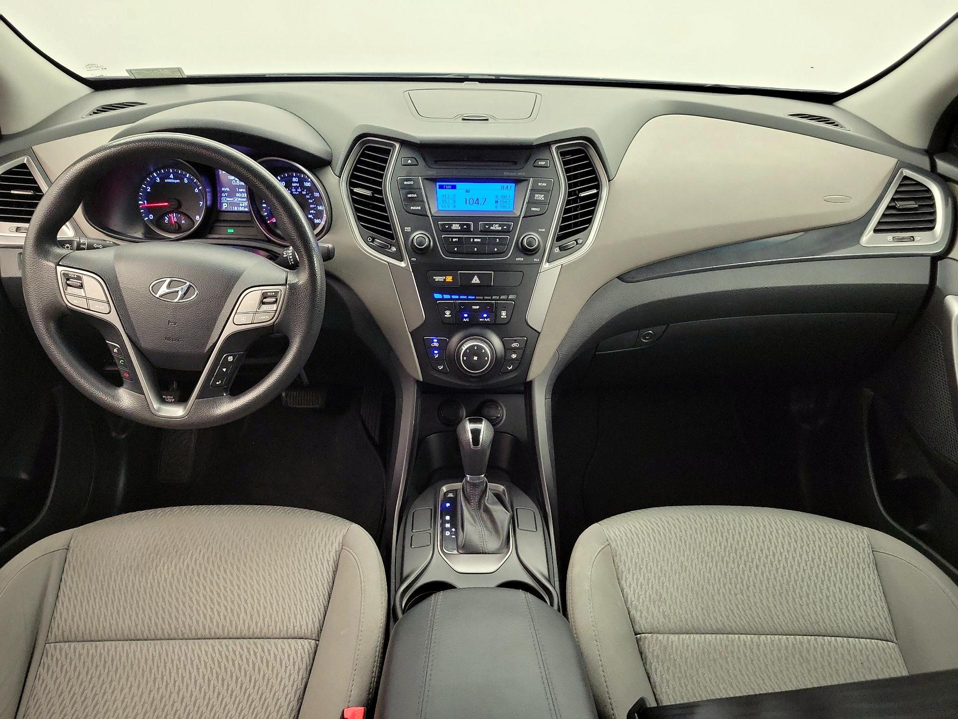 Thumbnail: 2016 Hyundai Santa Fe - 9