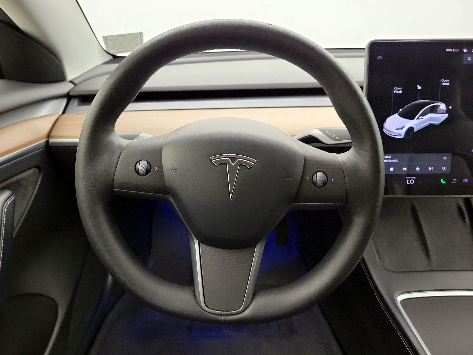 Thumbnail: 2021 Tesla Model 3 - 10