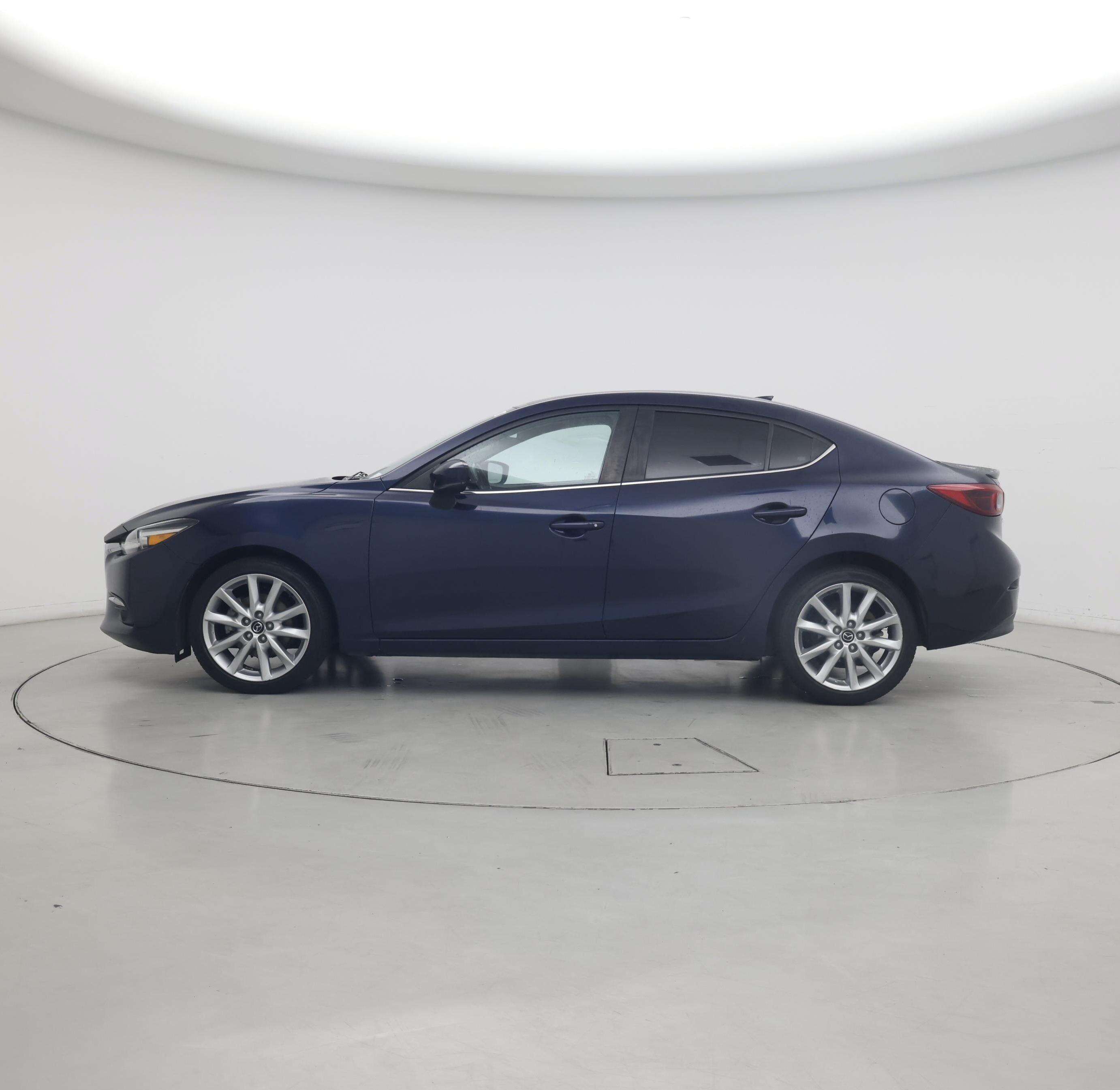 Thumbnail: 2017 Mazda Mazda3 - 3