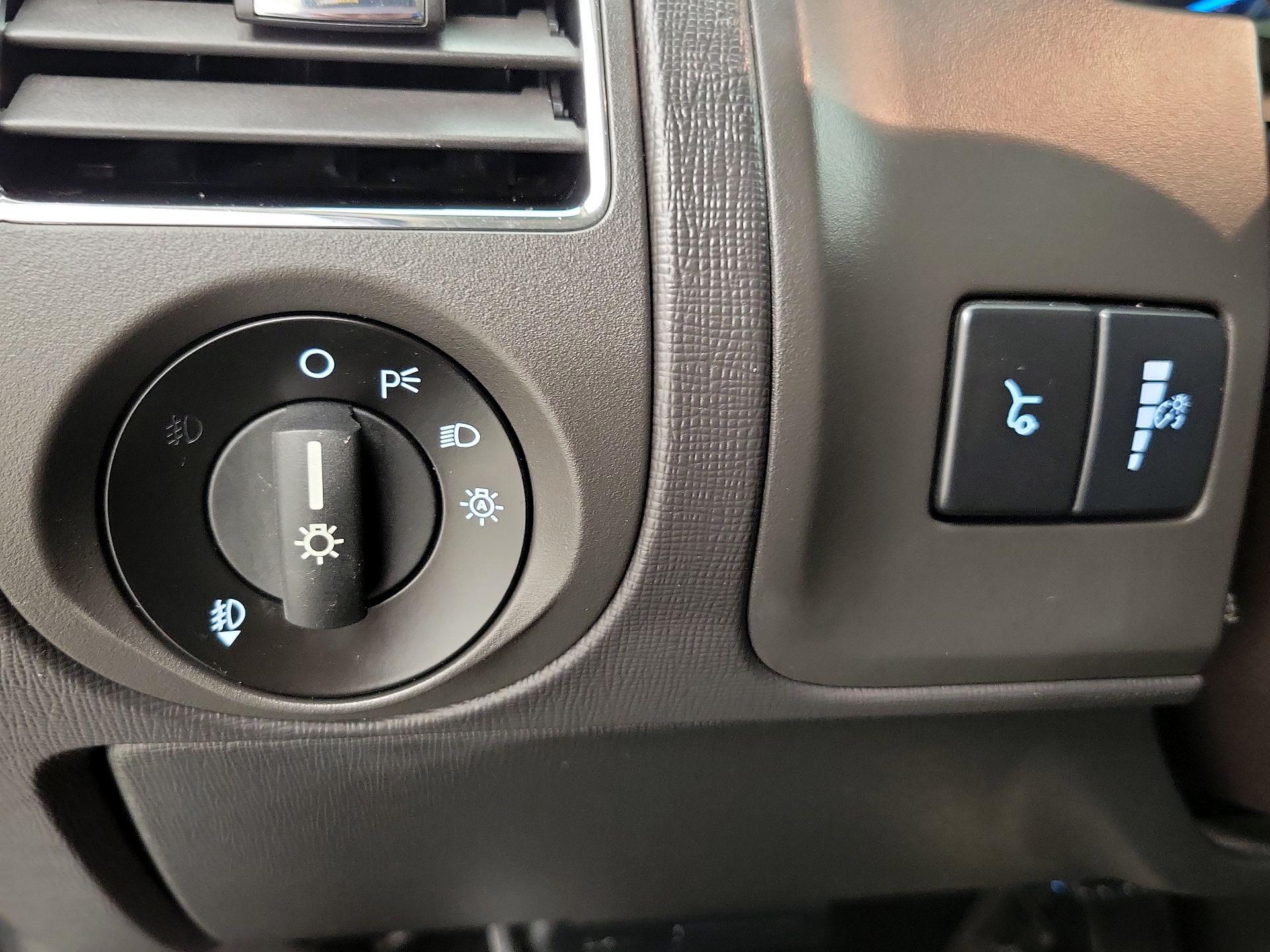 Thumbnail: 2019 Ford Flex - 13